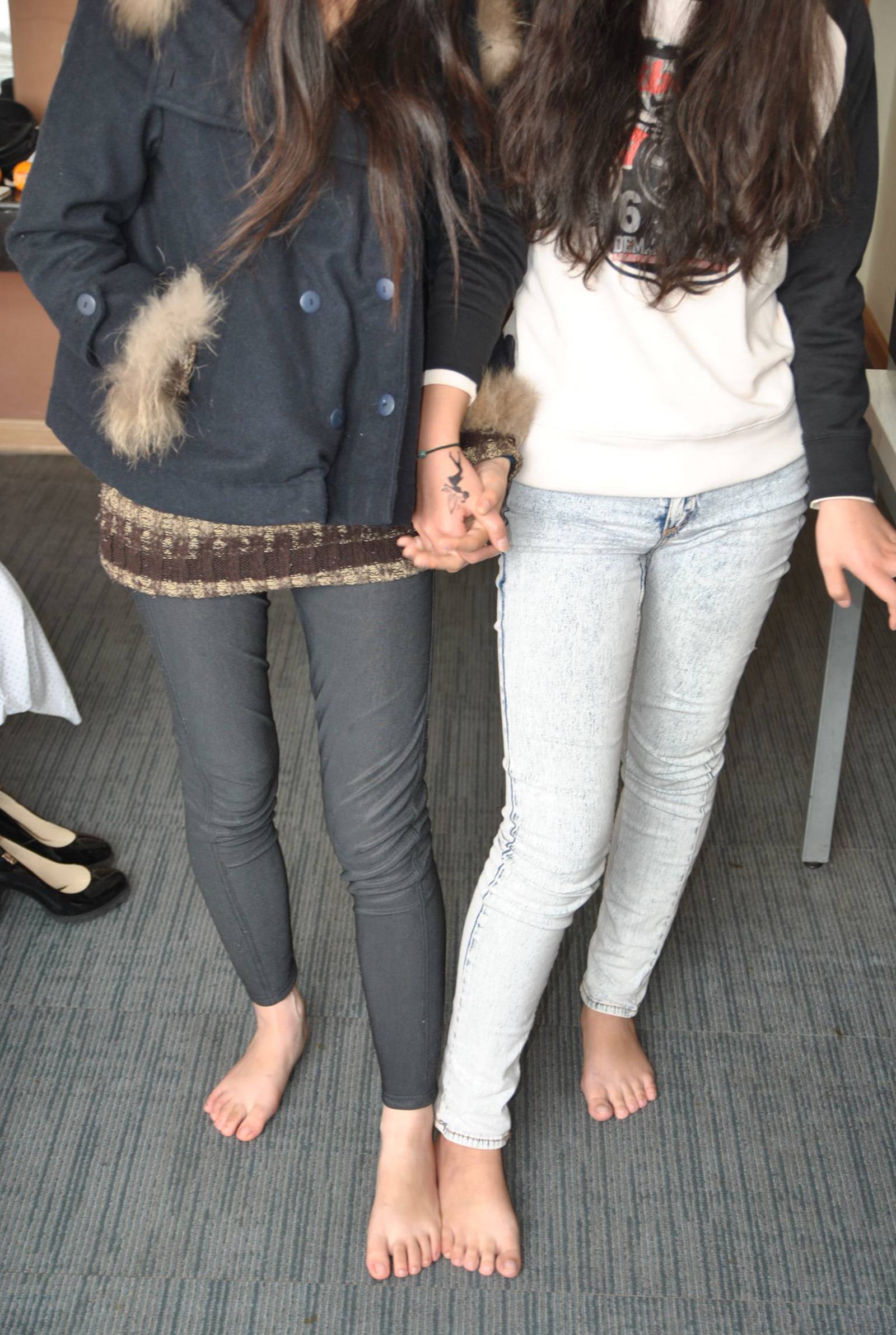 图片[52]-自由摄影 No.224 裸足 比脚 脚力 粉嫩 [98P] – 速更版-美库