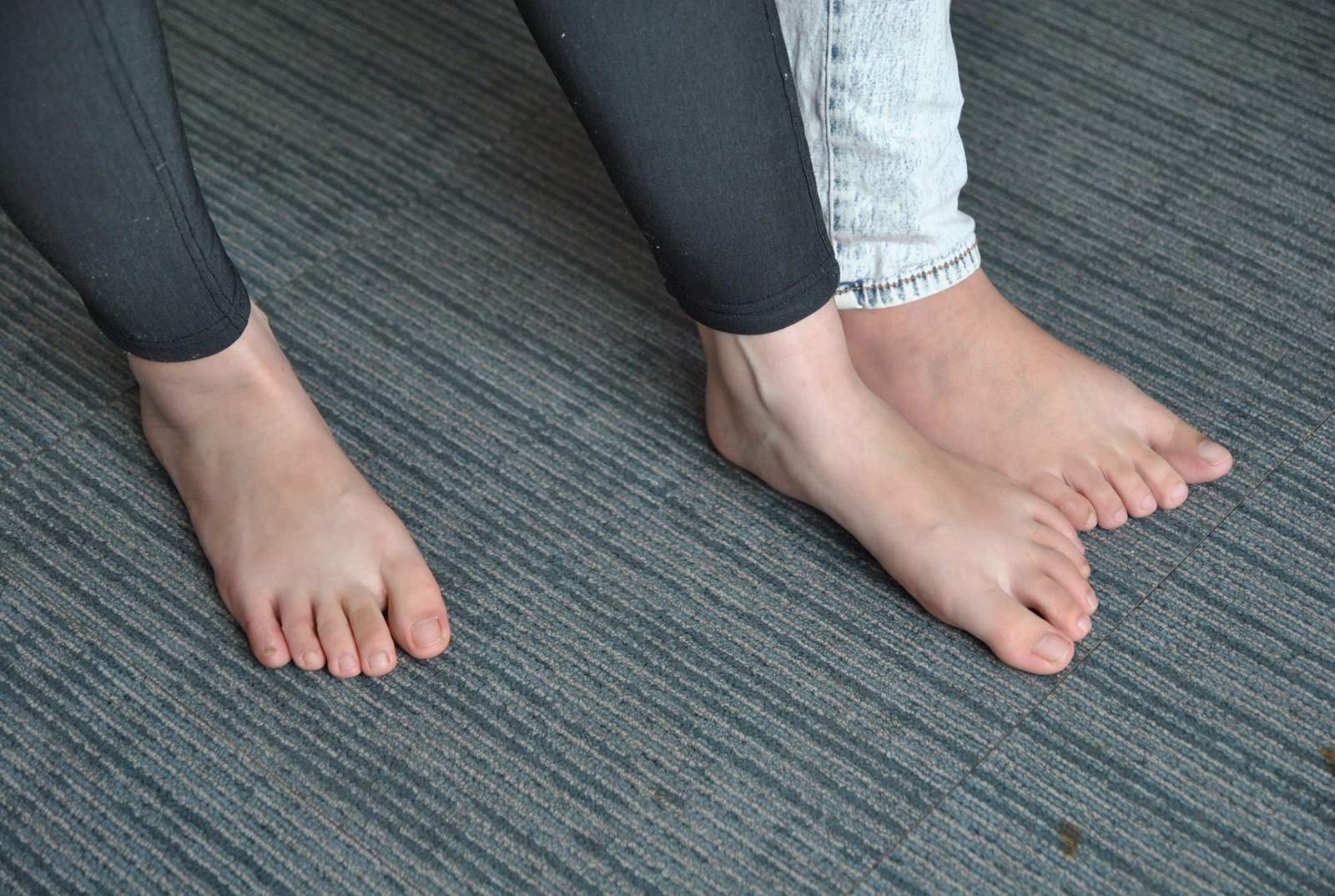 图片[56]-自由摄影 No.224 裸足 比脚 脚力 粉嫩 [98P] – 速更版-美库