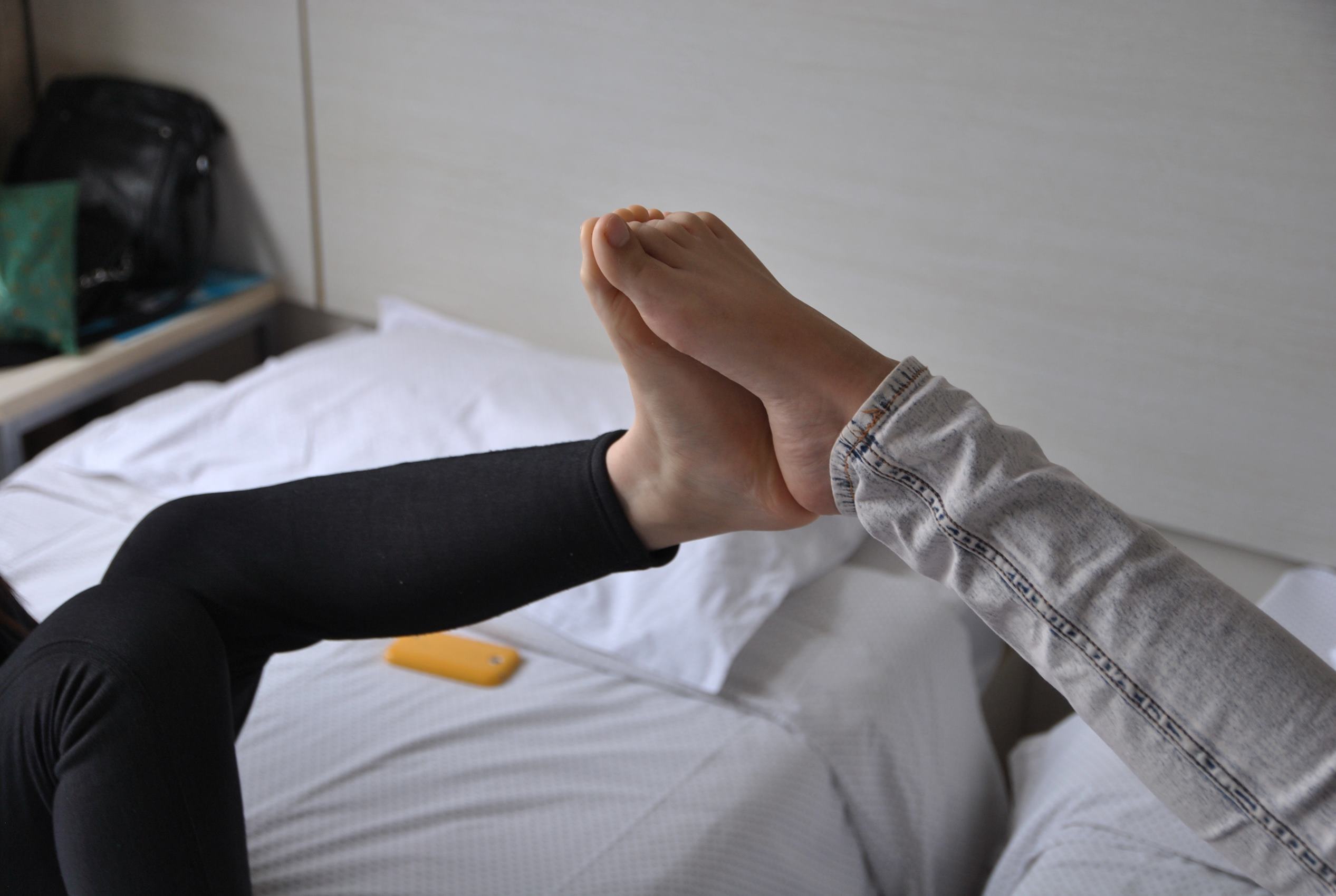 图片[71]-自由摄影 No.224 裸足 比脚 脚力 粉嫩 [98P] – 速更版-美库