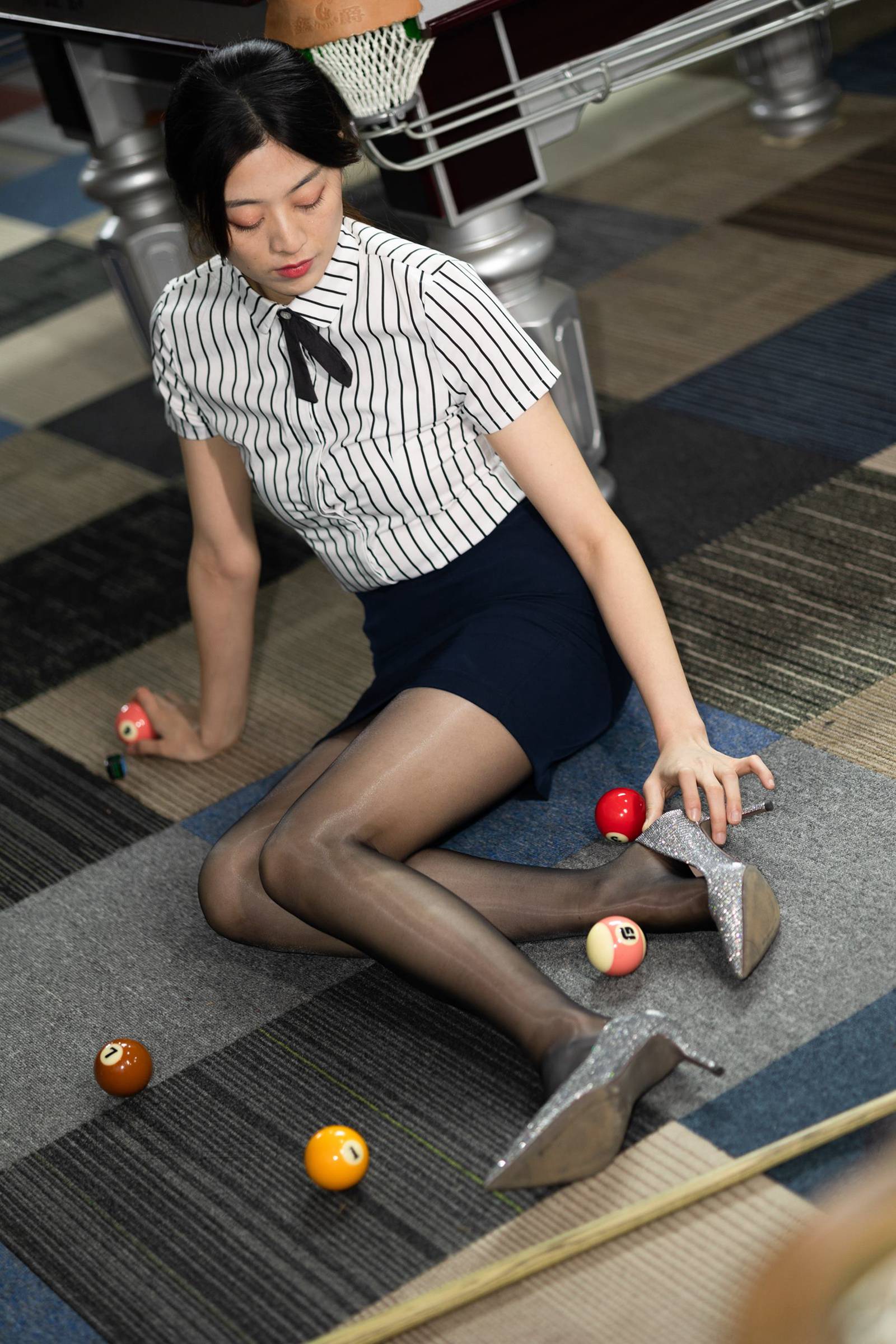 图片[47]-尤蜜丝 NO.095 穿搭推广展示图集[92P] – 速更版-美库