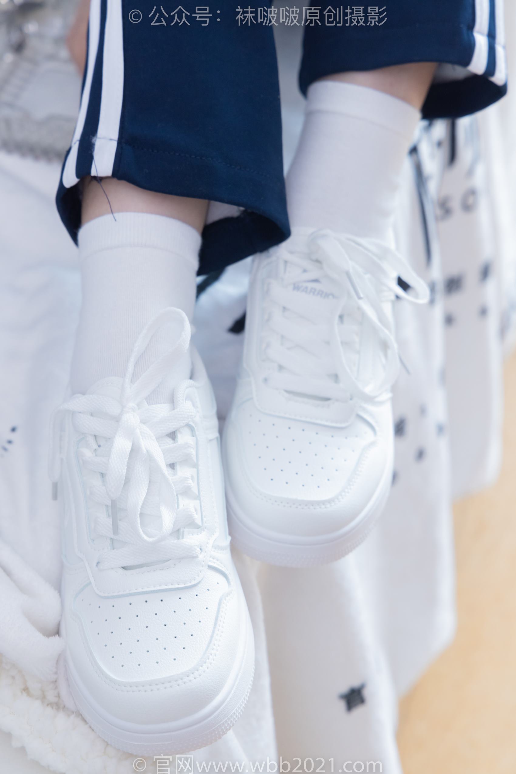 图片[18]-[BoBoSocks袜啵啵]NO.366 甜甜圈-三双板鞋、白棉袜、短白丝[150P] – 速更版-美库