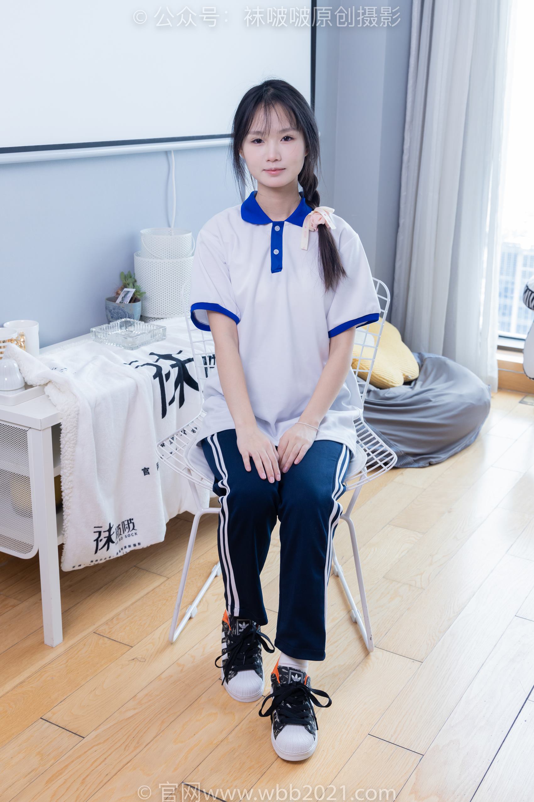 图片[20]-[BoBoSocks袜啵啵]NO.366 甜甜圈-三双板鞋、白棉袜、短白丝[150P] – 速更版-美库