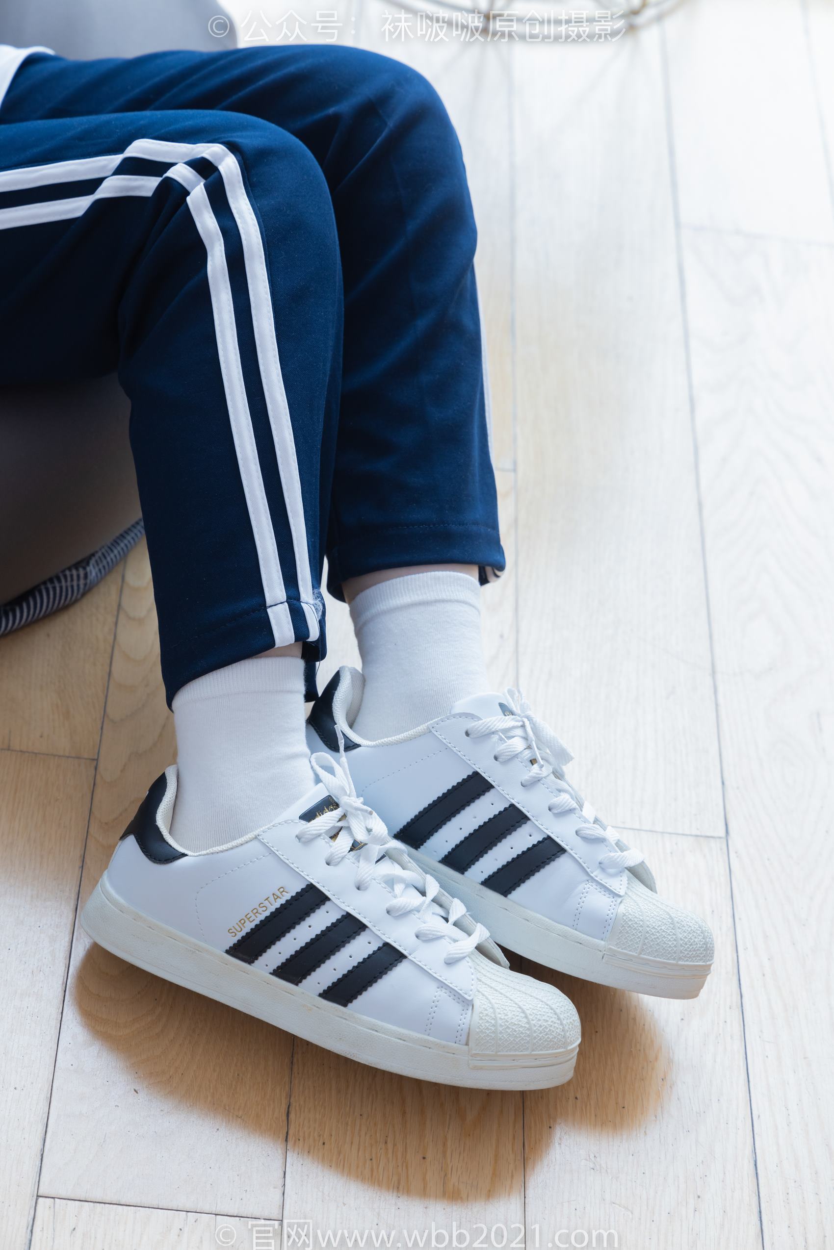 图片[45]-[BoBoSocks袜啵啵]NO.366 甜甜圈-三双板鞋、白棉袜、短白丝[150P] – 速更版-美库