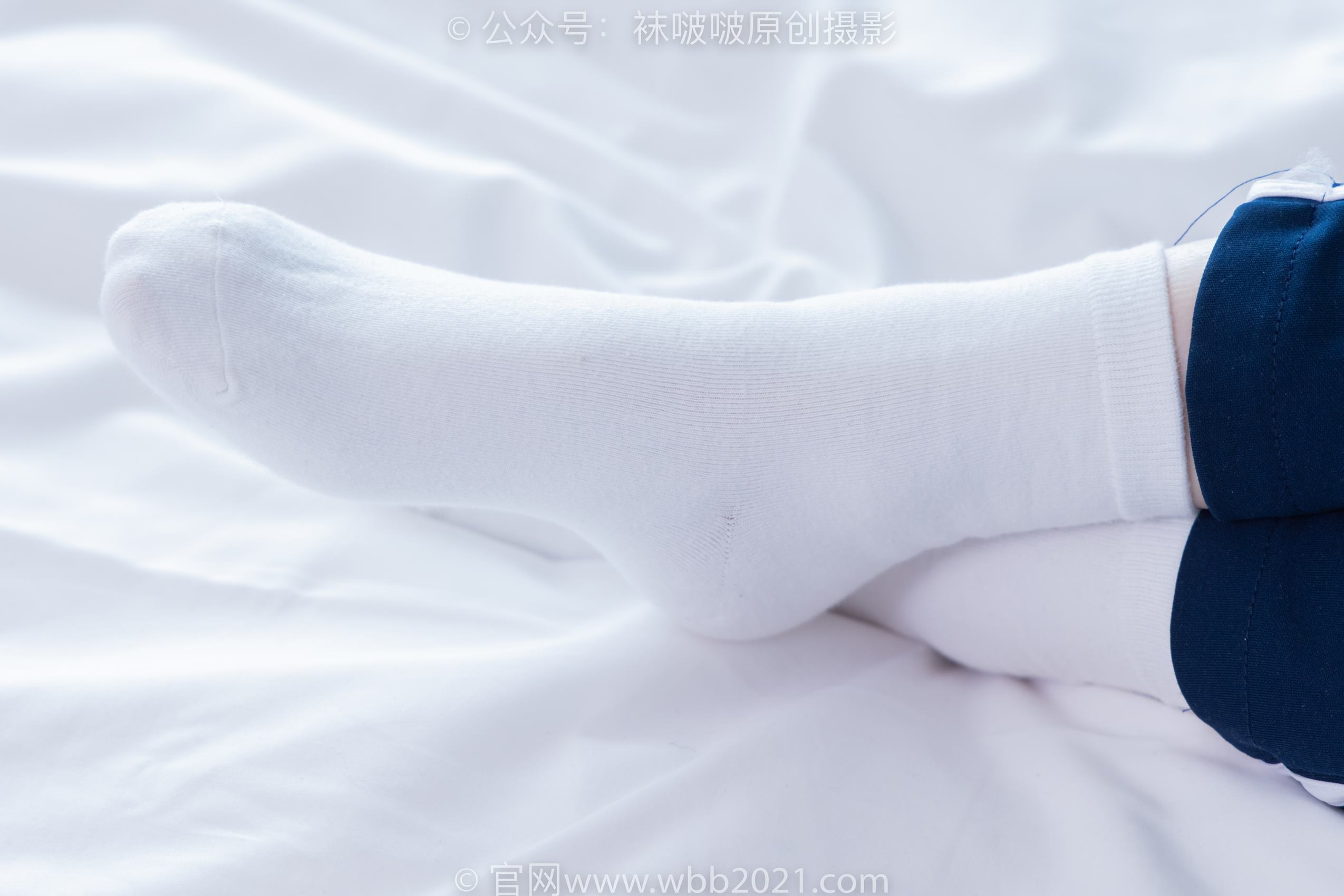 图片[54]-[BoBoSocks袜啵啵]NO.366 甜甜圈-三双板鞋、白棉袜、短白丝[150P] – 速更版-美库