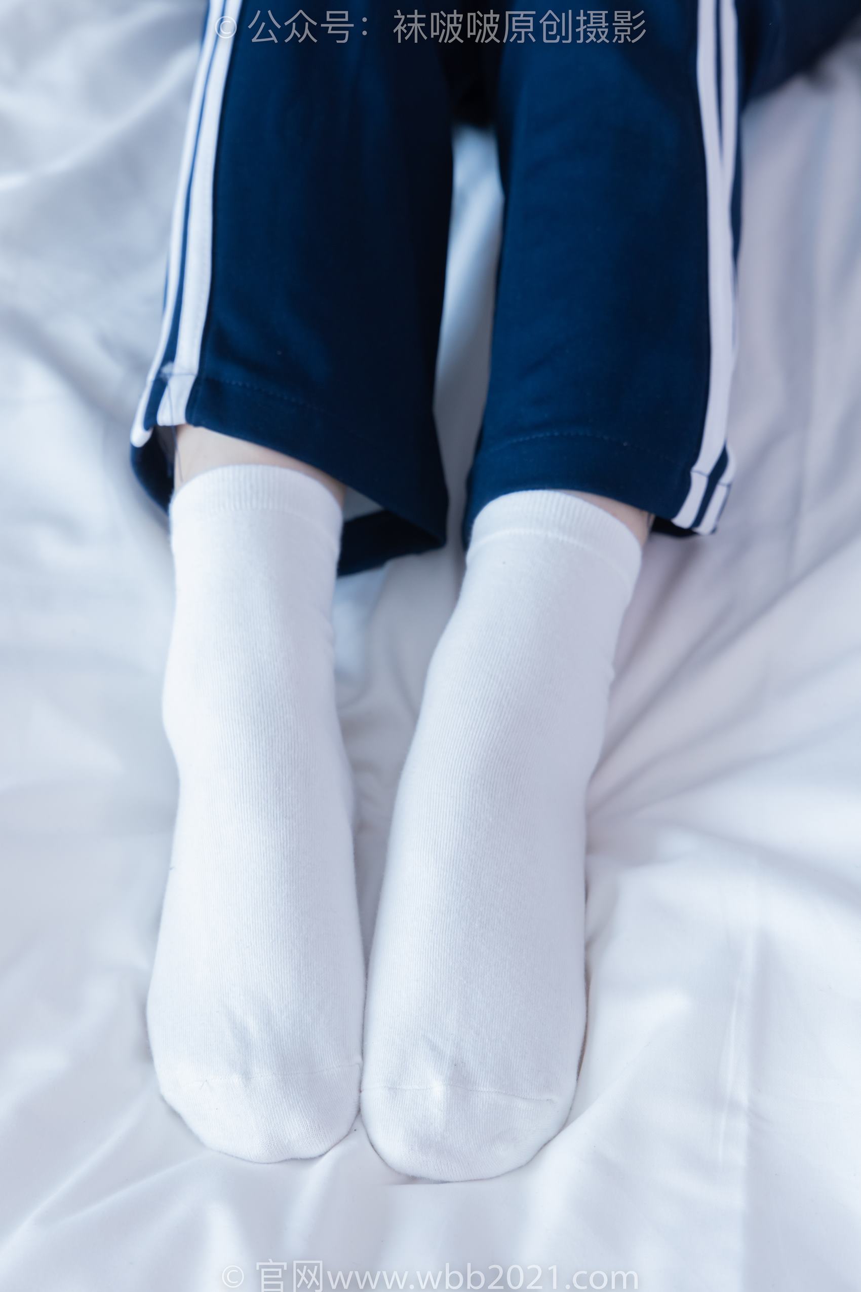 图片[55]-[BoBoSocks袜啵啵]NO.366 甜甜圈-三双板鞋、白棉袜、短白丝[150P] – 速更版-美库