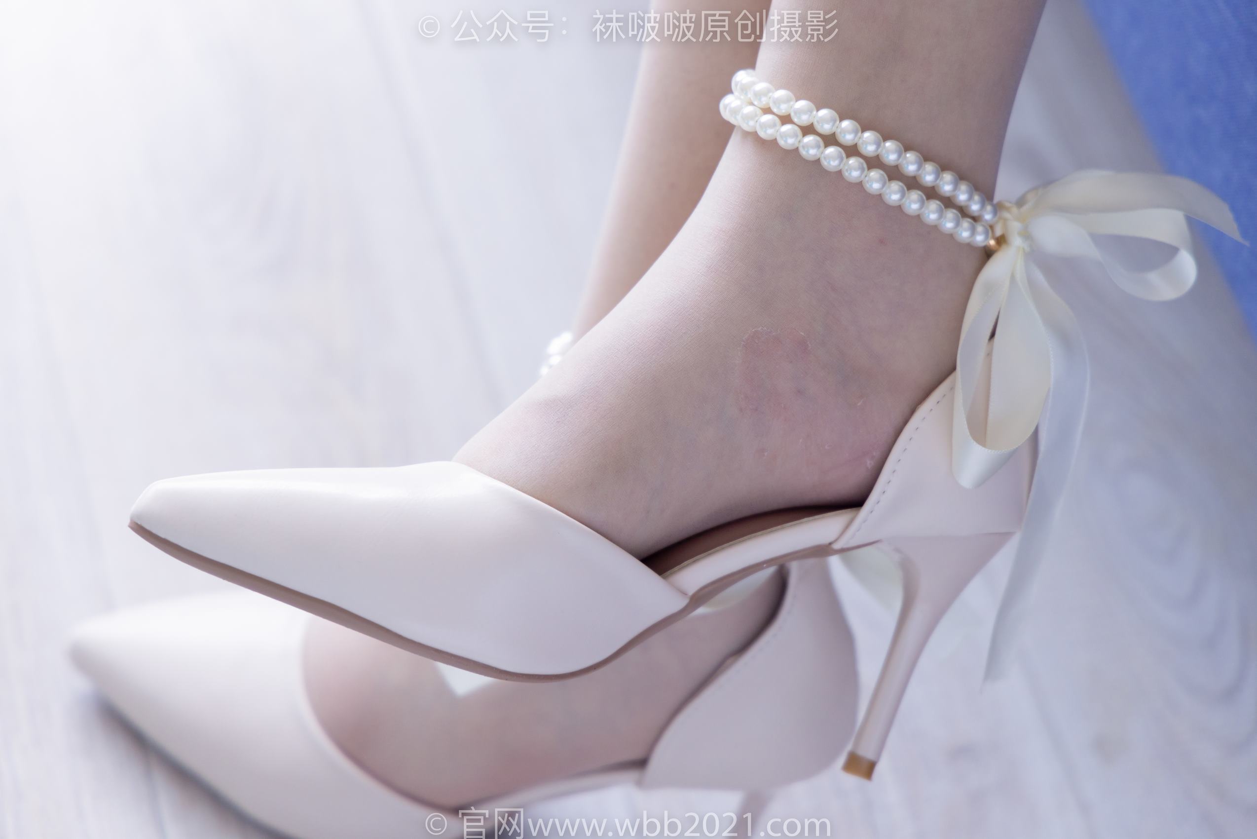 图片[15]-[BoBoSocks袜啵啵]NO.367 小甜豆-高跟鞋、油亮白丝、丝袜踩奶油蛋糕[145P] – 速更版-美库