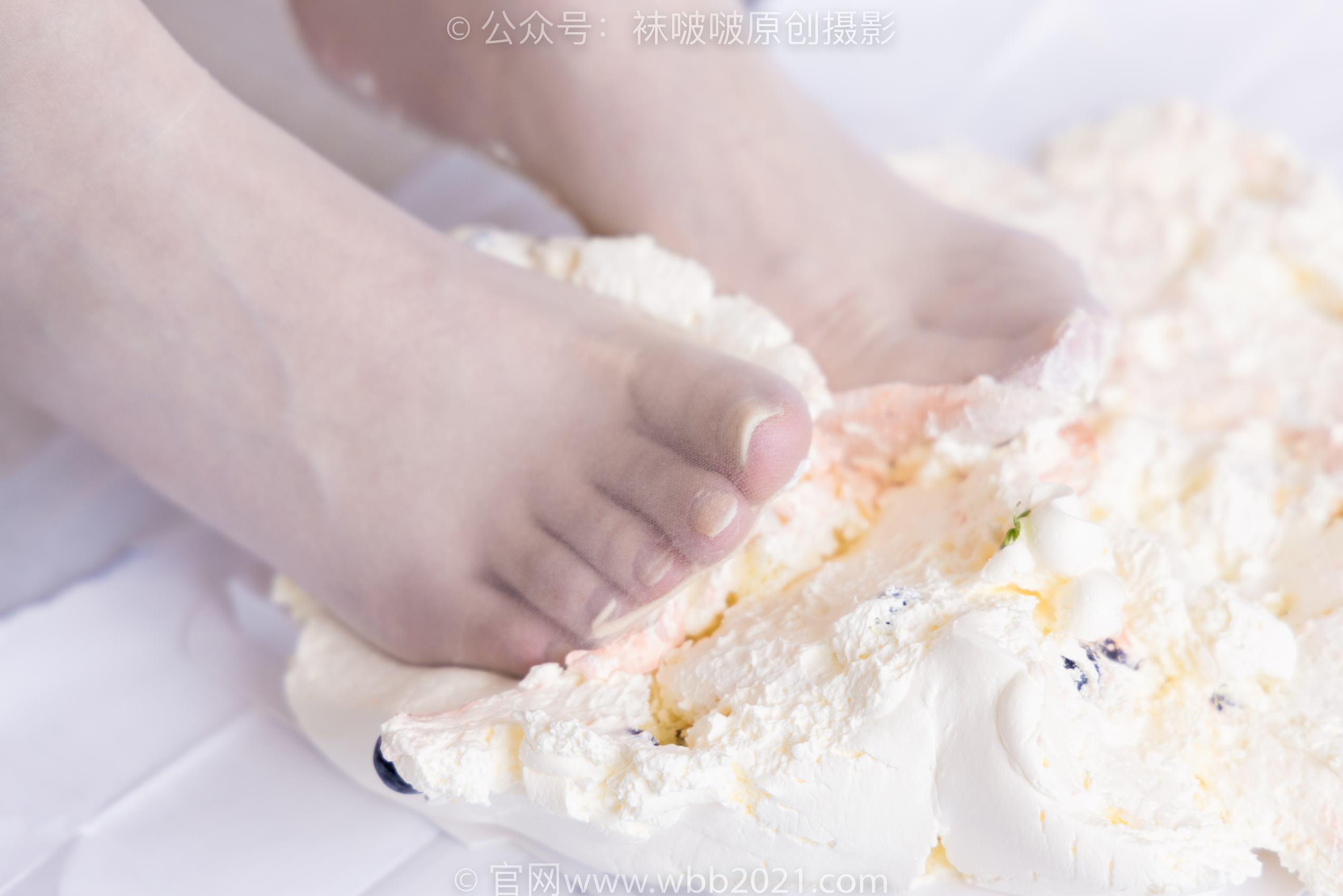 图片[91]-[BoBoSocks袜啵啵]NO.367 小甜豆-高跟鞋、油亮白丝、丝袜踩奶油蛋糕[145P] – 速更版-美库