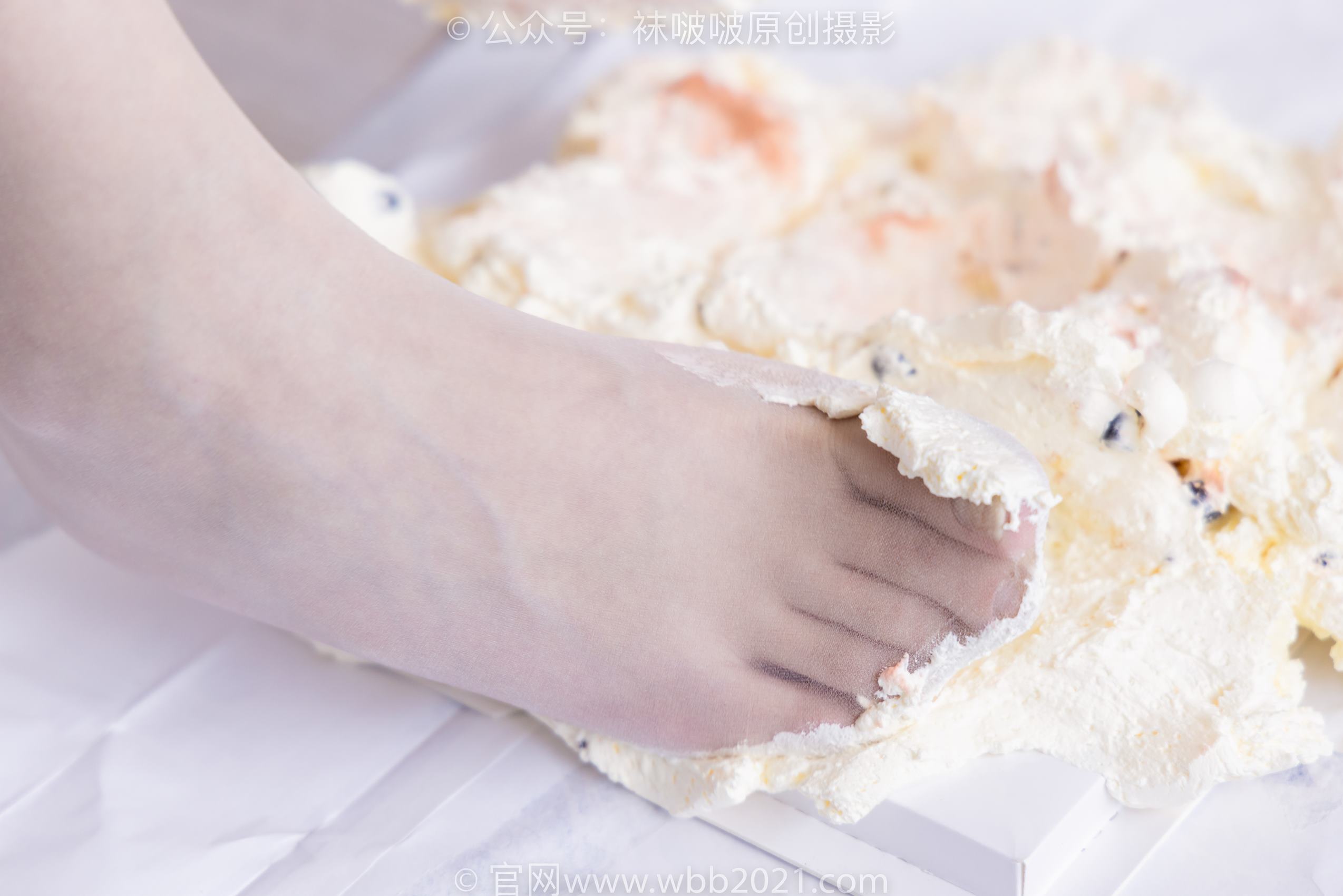 图片[93]-[BoBoSocks袜啵啵]NO.367 小甜豆-高跟鞋、油亮白丝、丝袜踩奶油蛋糕[145P] – 速更版-美库