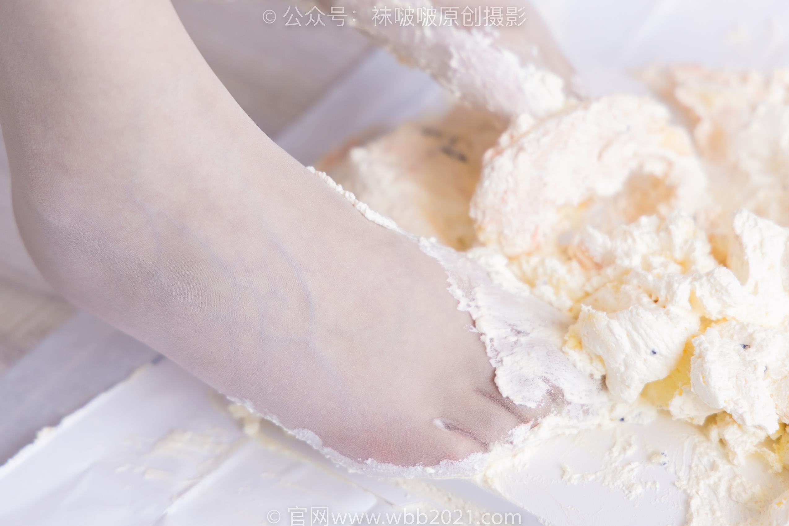 图片[98]-[BoBoSocks袜啵啵]NO.367 小甜豆-高跟鞋、油亮白丝、丝袜踩奶油蛋糕[145P] – 速更版-美库