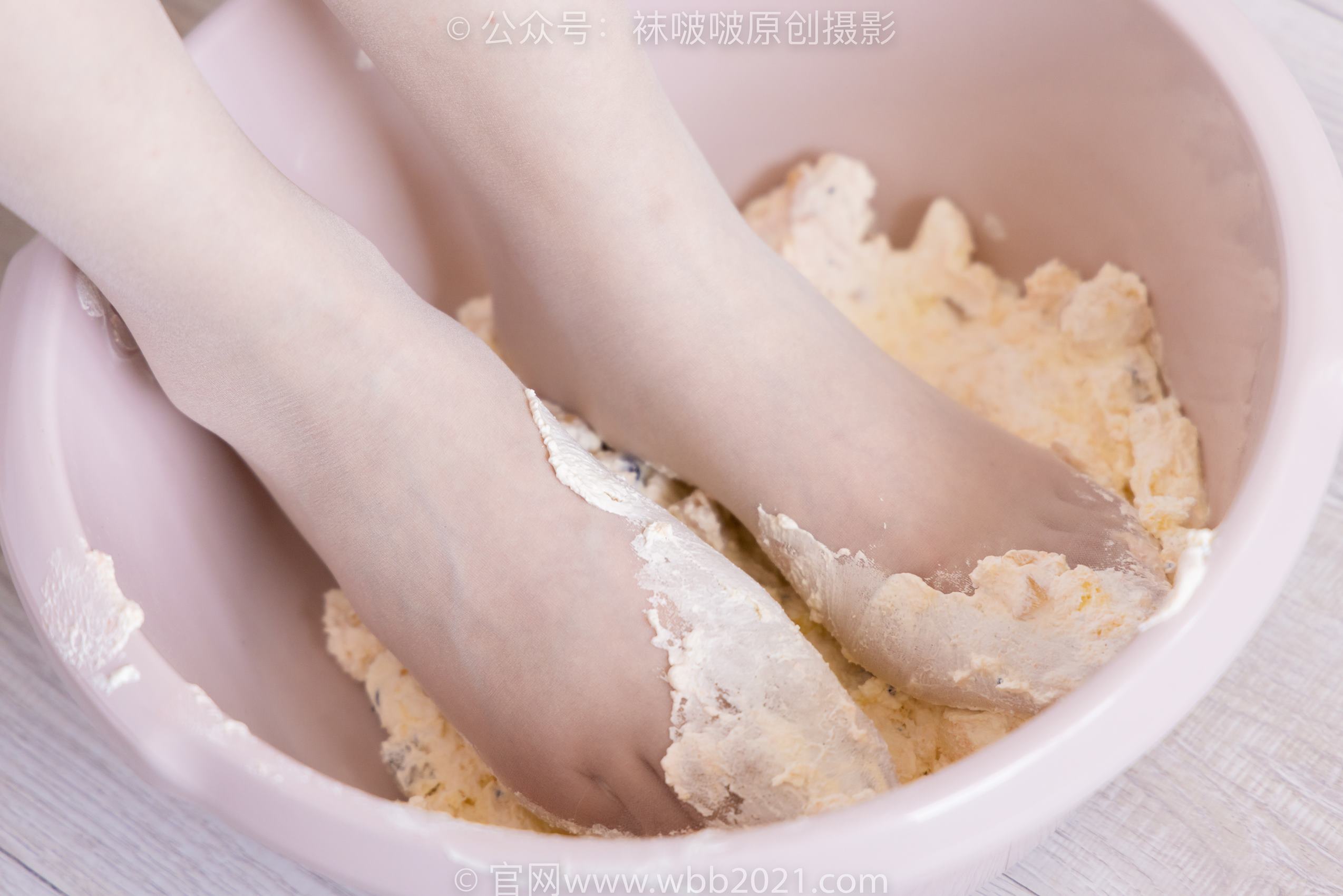 图片[103]-[BoBoSocks袜啵啵]NO.367 小甜豆-高跟鞋、油亮白丝、丝袜踩奶油蛋糕[145P] – 速更版-美库