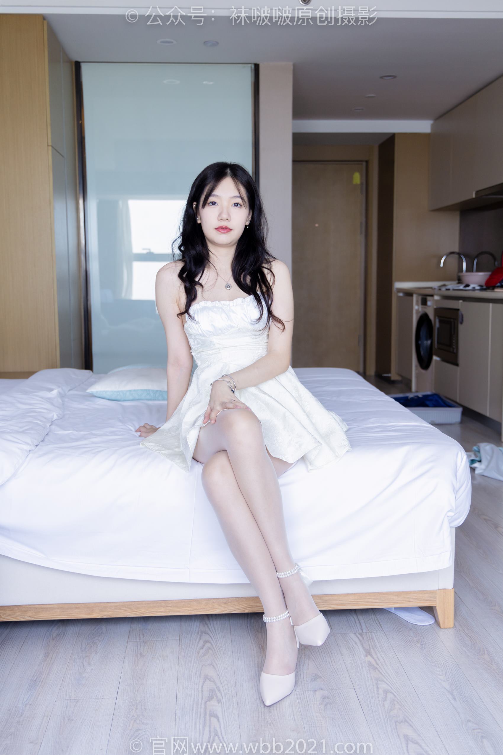 图片[140]-[BoBoSocks袜啵啵]NO.367 小甜豆-高跟鞋、油亮白丝、丝袜踩奶油蛋糕[145P] – 速更版-美库