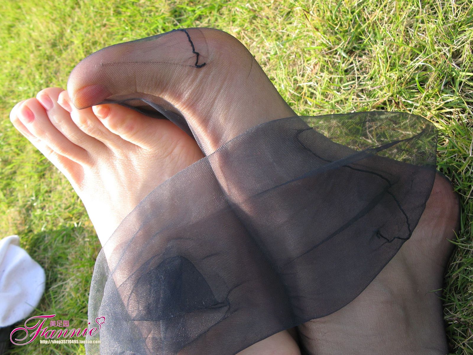 图片[51]-Fannie芬妮每足园 No.465 夕阳醉了 纯丝裸足[73P] – 速更版-美库