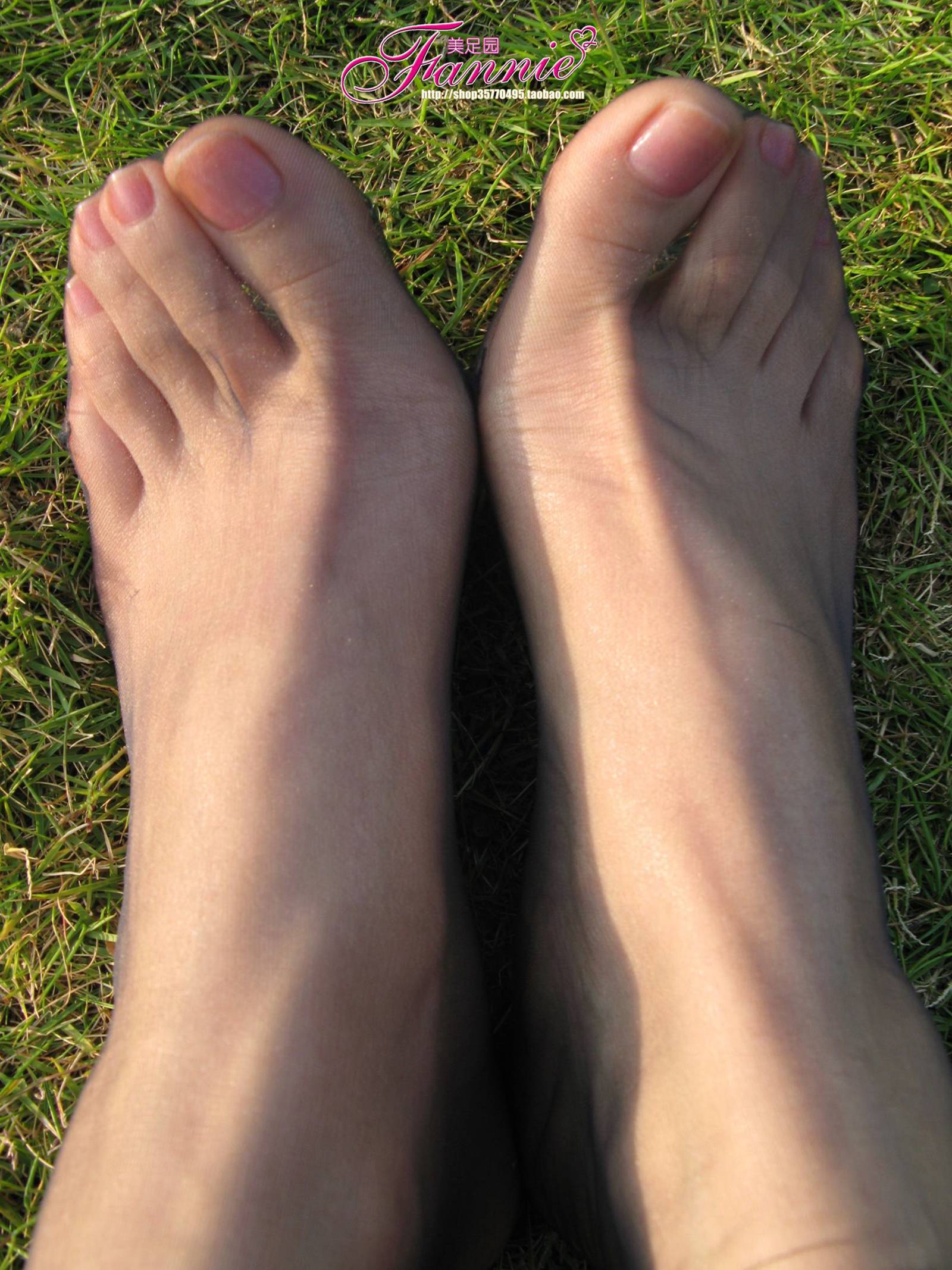 图片[60]-Fannie芬妮每足园 No.465 夕阳醉了 纯丝裸足[73P] – 速更版-美库