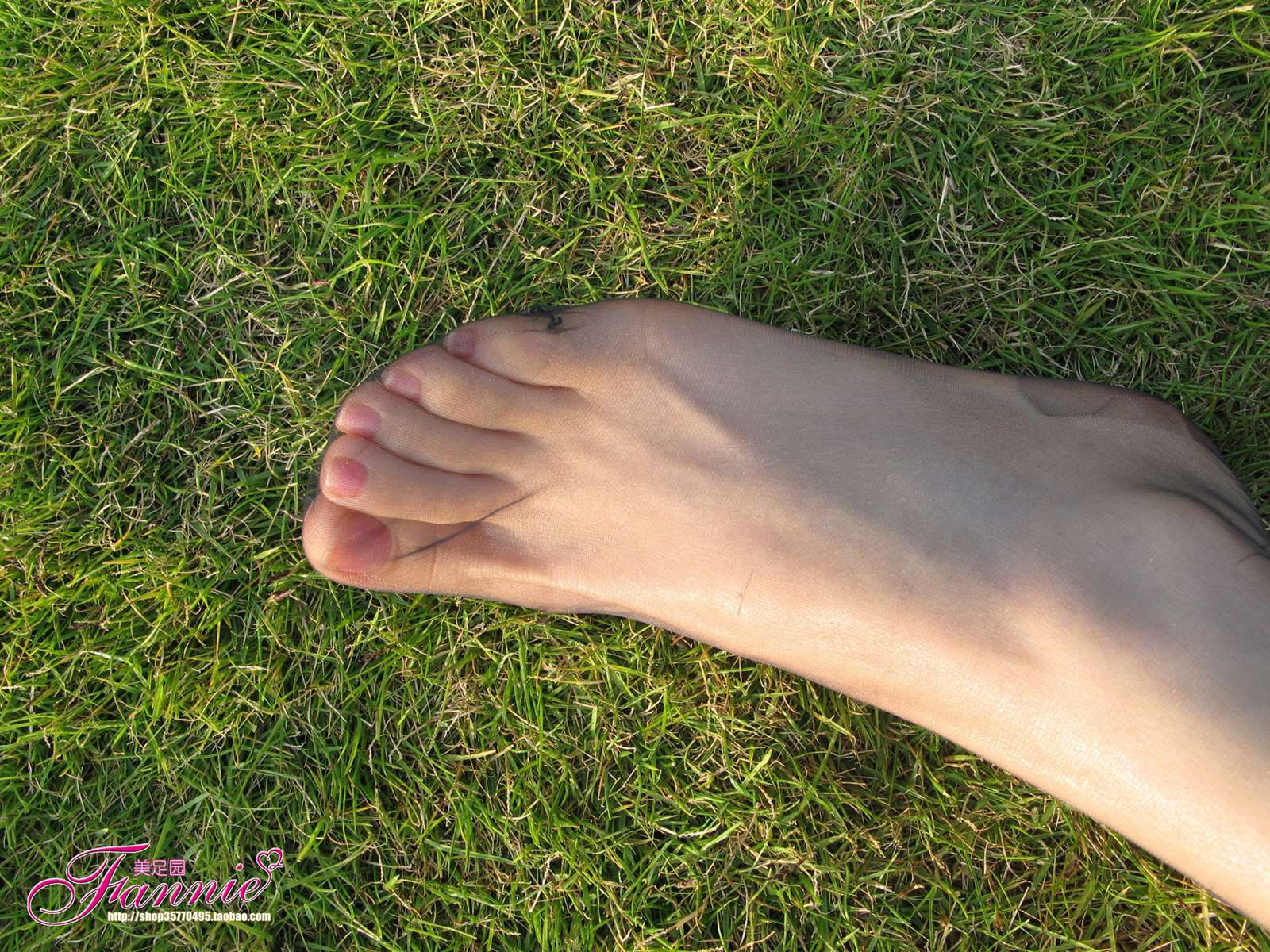 图片[63]-Fannie芬妮每足园 No.465 夕阳醉了 纯丝裸足[73P] – 速更版-美库