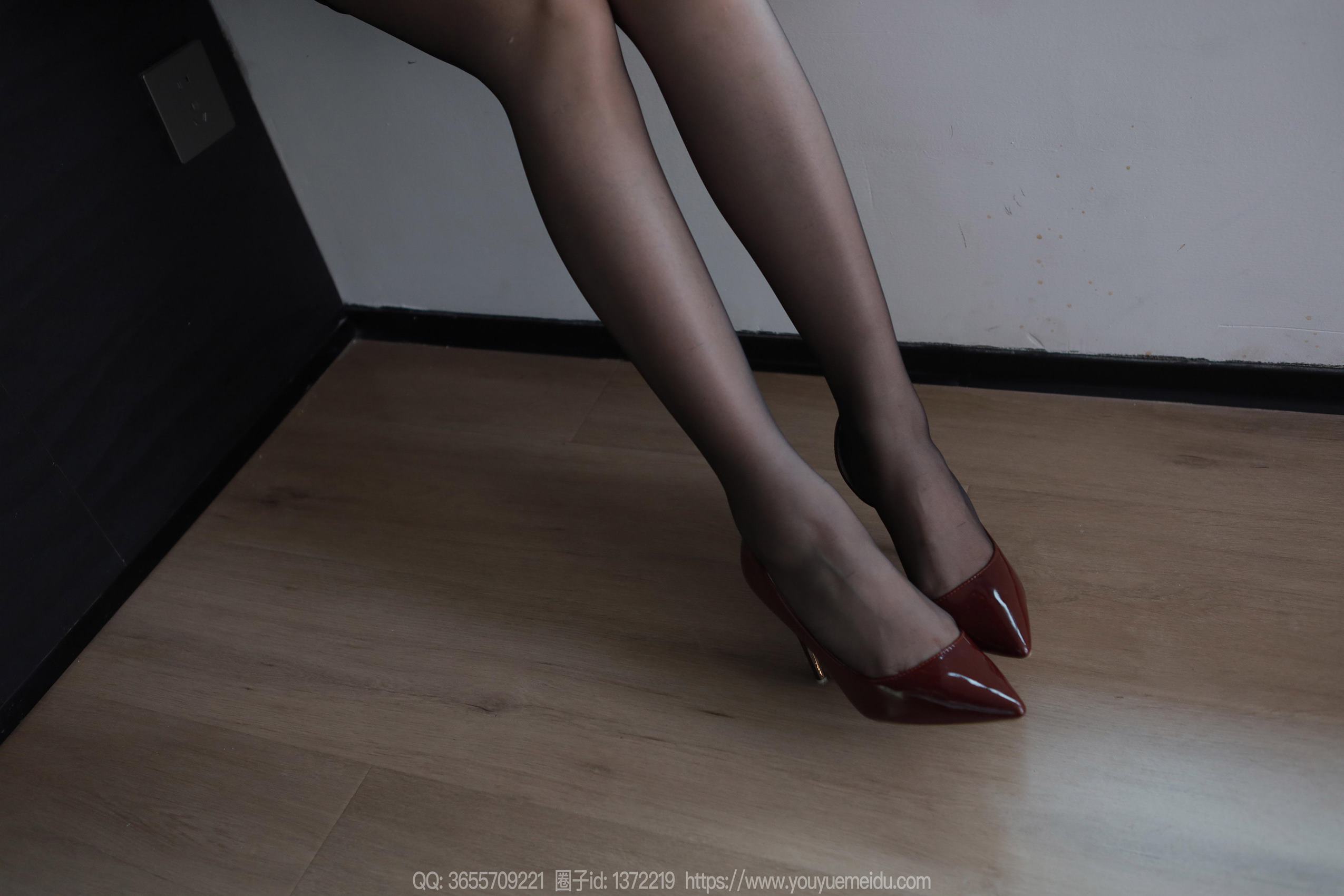 图片[36]-[IESS异思趣向] 2024.04.19 丝享家1720：小婕《嘿丝秘书》[86P] – 速更版-美库