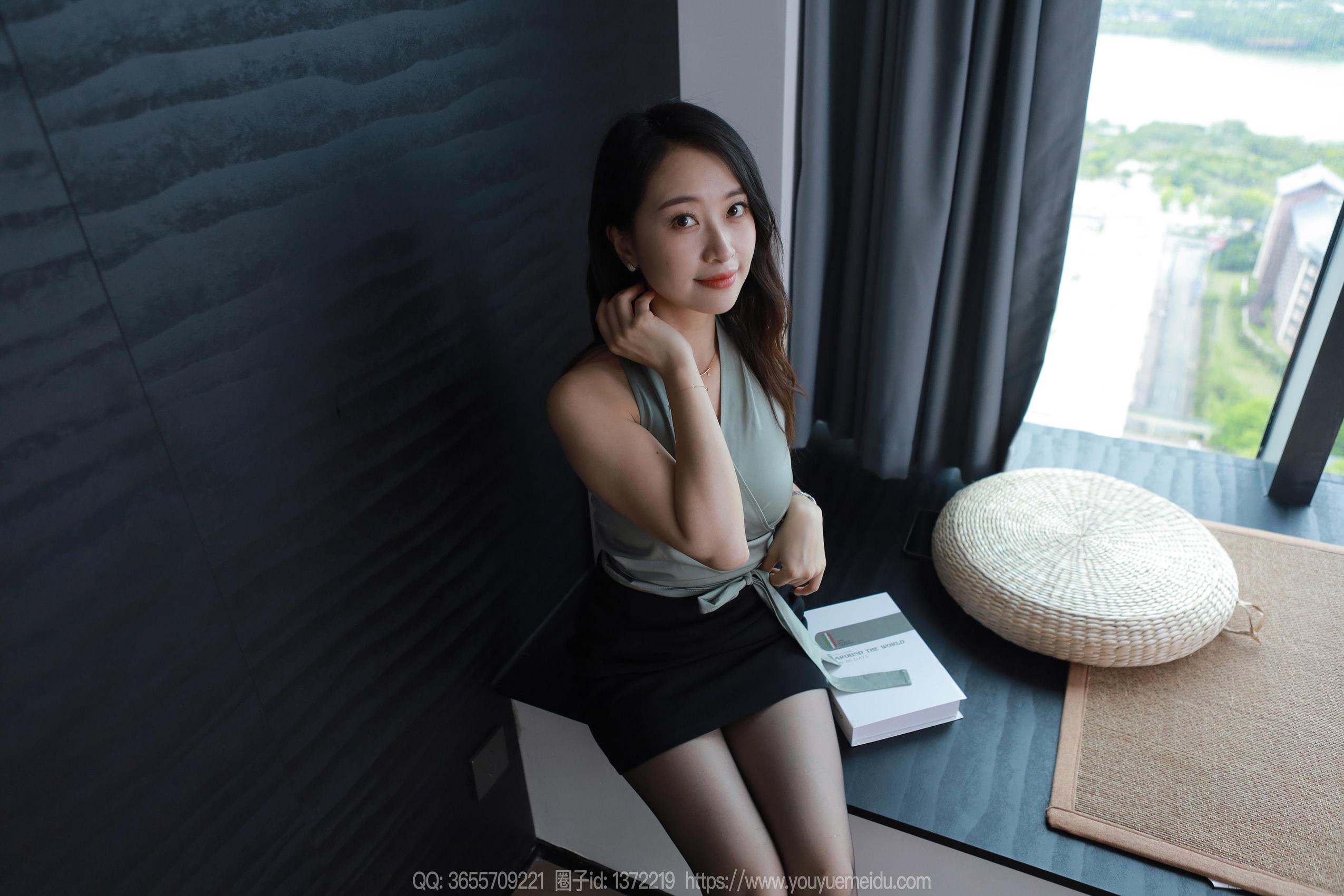 图片[40]-[IESS异思趣向] 2024.04.19 丝享家1720：小婕《嘿丝秘书》[86P] – 速更版-美库