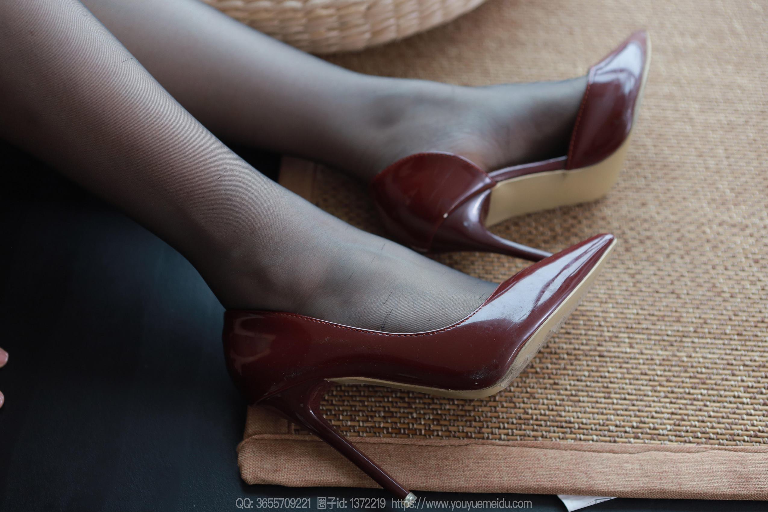 图片[55]-[IESS异思趣向] 2024.04.19 丝享家1720：小婕《嘿丝秘书》[86P] – 速更版-美库