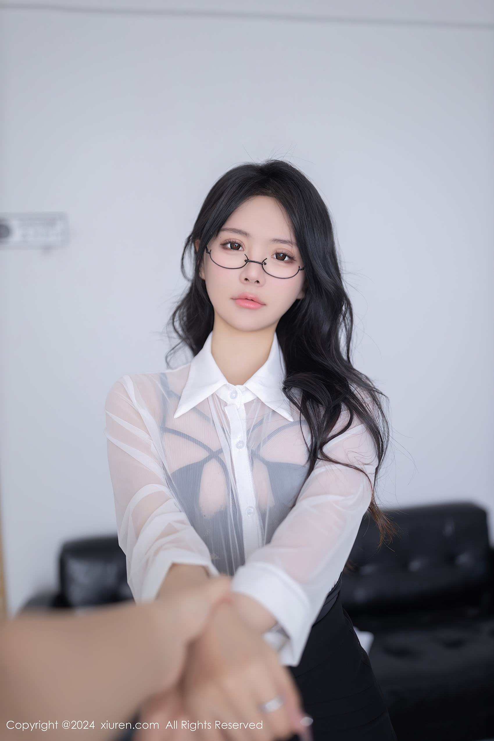 图片[13]-[Xiuren秀人网]2024.05.17 NO.8560 幼幼 文件看一下 [27+1P] – 速更版-美库