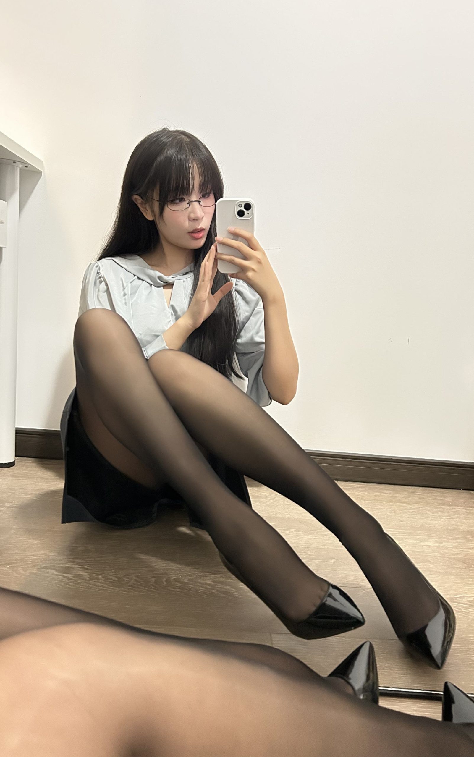 图片[13]-轩萧学姐  – 蓝裙OL[127P] – 速更版-美库