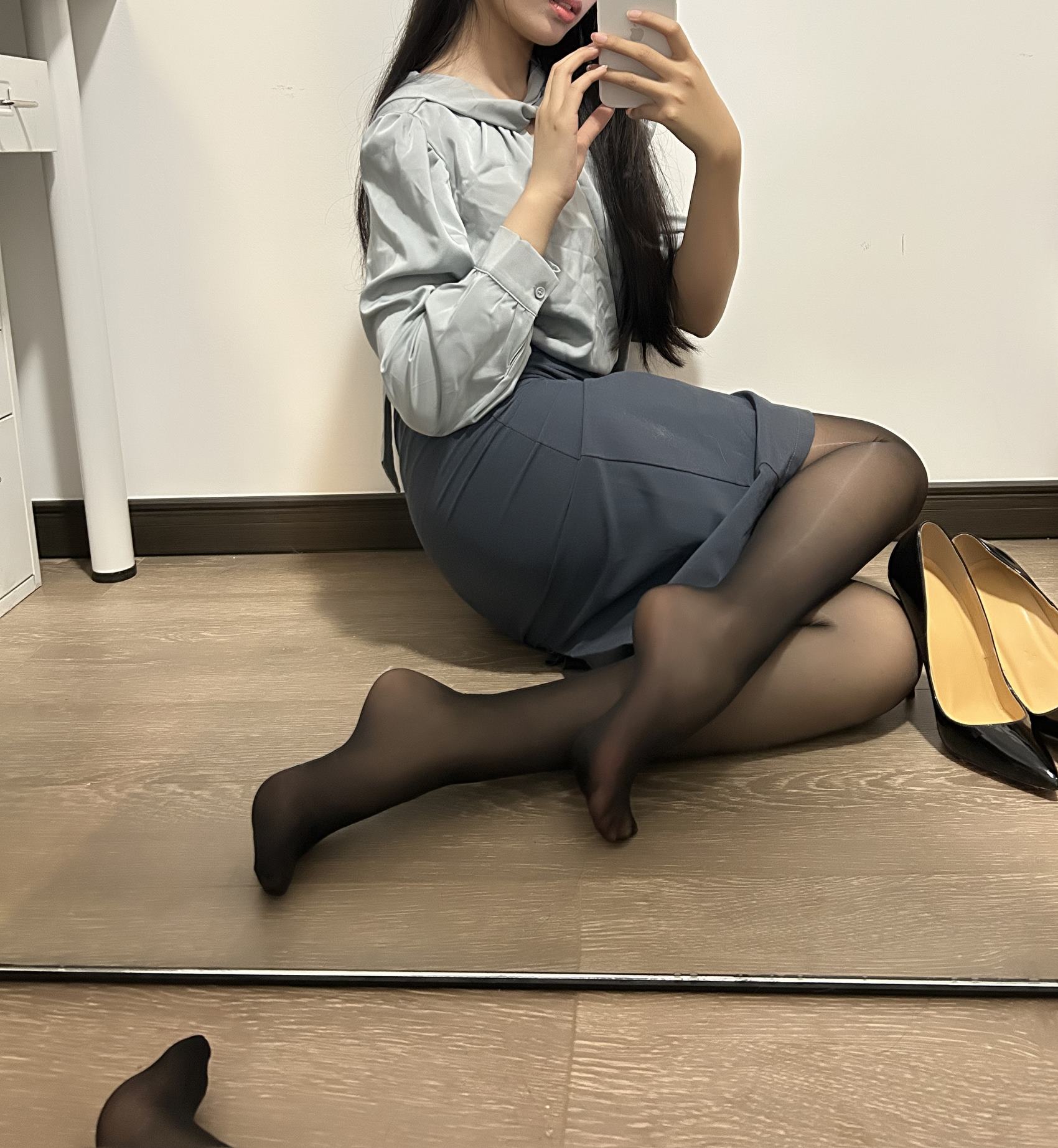 图片[15]-轩萧学姐  – 蓝裙OL[127P] – 速更版-美库