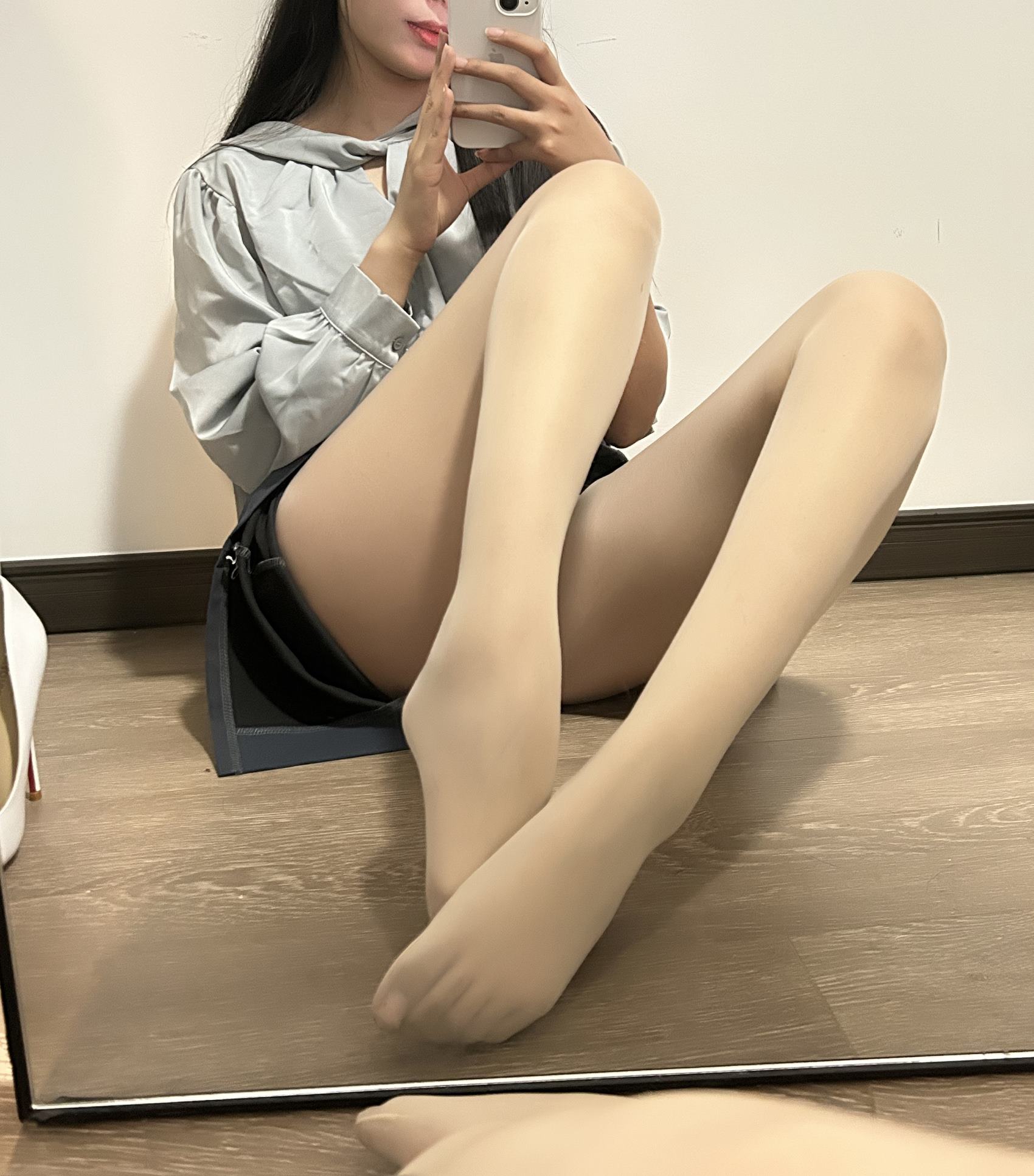 图片[28]-轩萧学姐  – 蓝裙OL[127P] – 速更版-美库