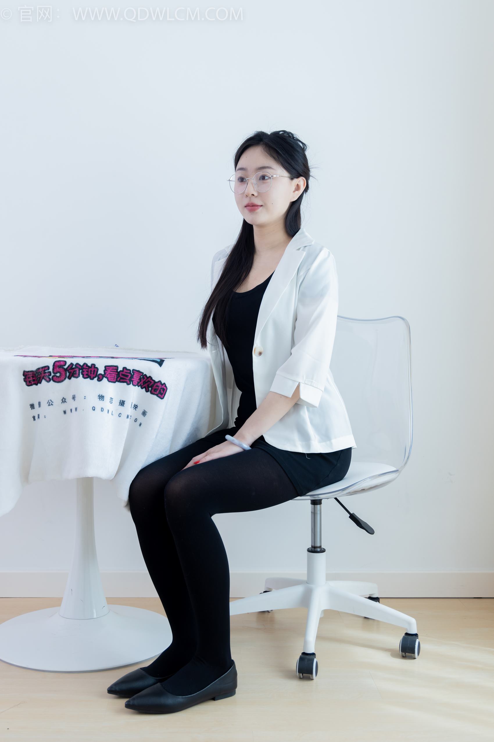 图片[24]-物恋传媒 NO.1947 美兔-满园春色[150P] – 速更版-美库