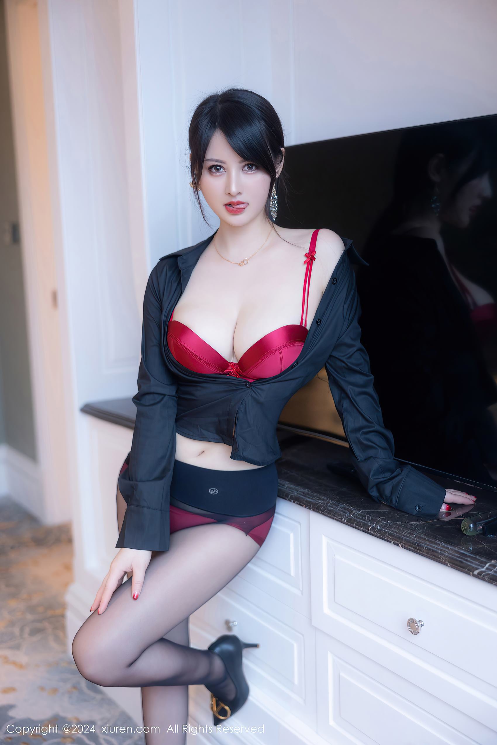 图片[21]-[Xiuren秀人网]2024.05.20 NO.8569 诗诗kiki 经典黑衬衫 [58+1P] – 速更版-美库