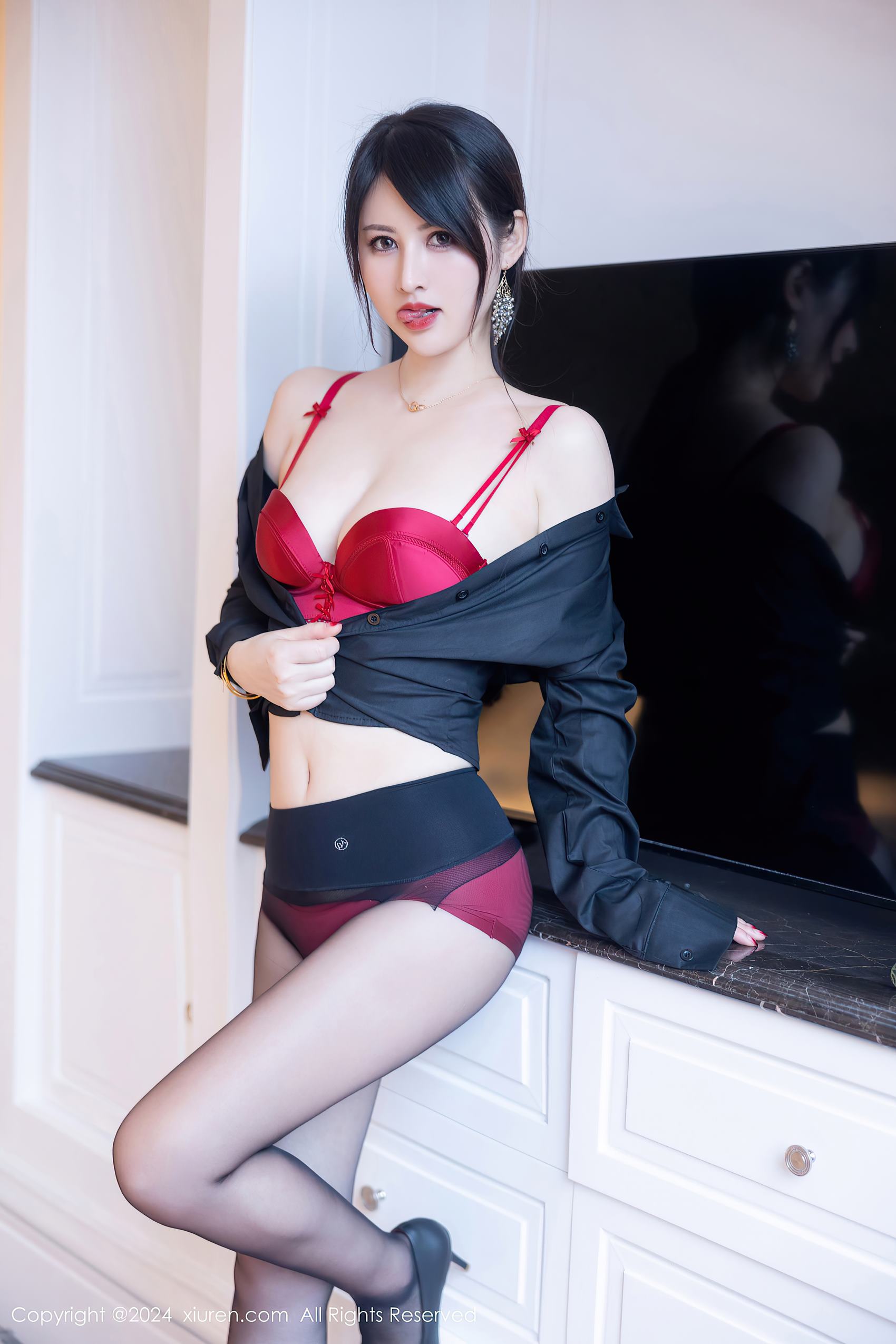 图片[24]-[Xiuren秀人网]2024.05.20 NO.8569 诗诗kiki 经典黑衬衫 [58+1P] – 速更版-美库