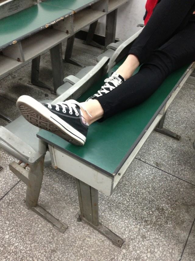 图片[104]-织梦行影@NO.028-第二十八期 教室棉袜帆布鞋（教室）[113P] – 速更版-美库