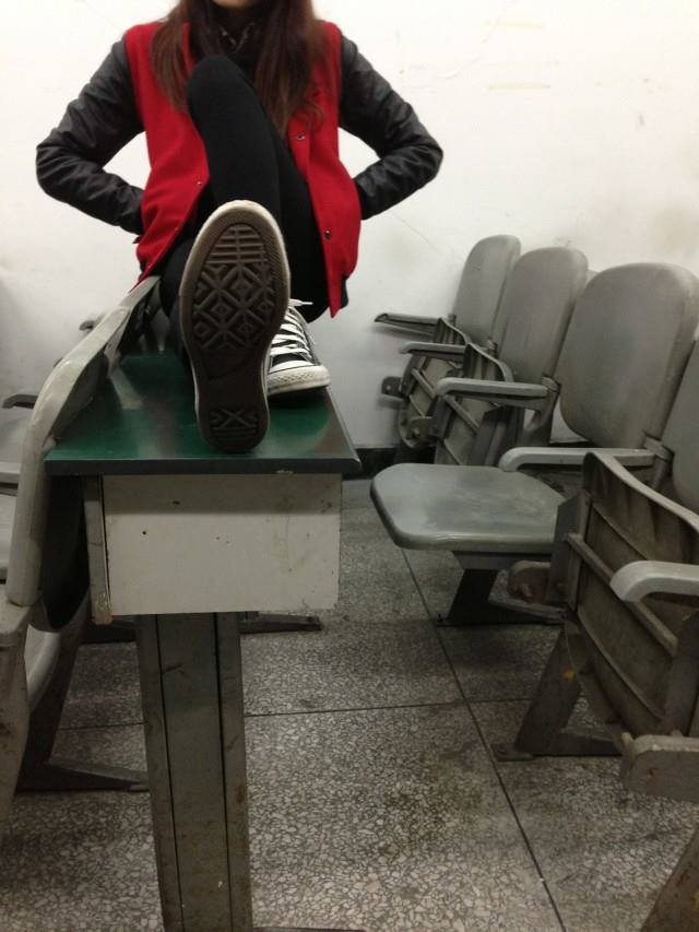 图片[108]-织梦行影@NO.028-第二十八期 教室棉袜帆布鞋（教室）[113P] – 速更版-美库