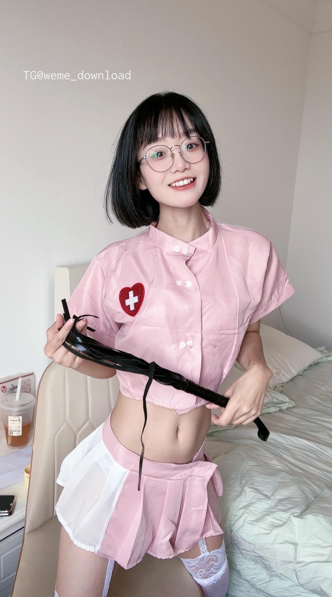 图片[17]-动漫博主@胜利的小生活微密圈系列 -嘉宾-姓感护士装 [18P] – 速更版-美库