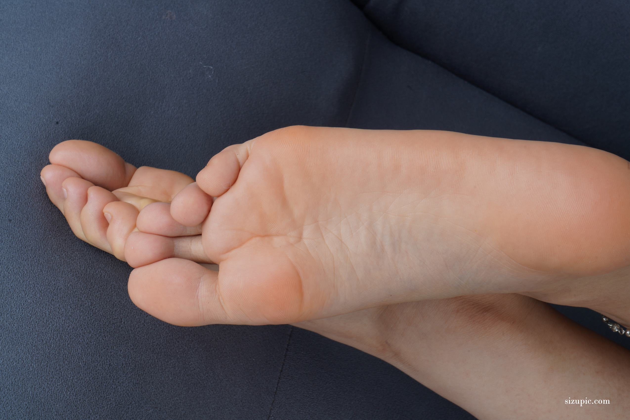 图片[43]-Pary摄影 NO.141 新模美女小冽36码美脚展示[103P] – 速更版-美库