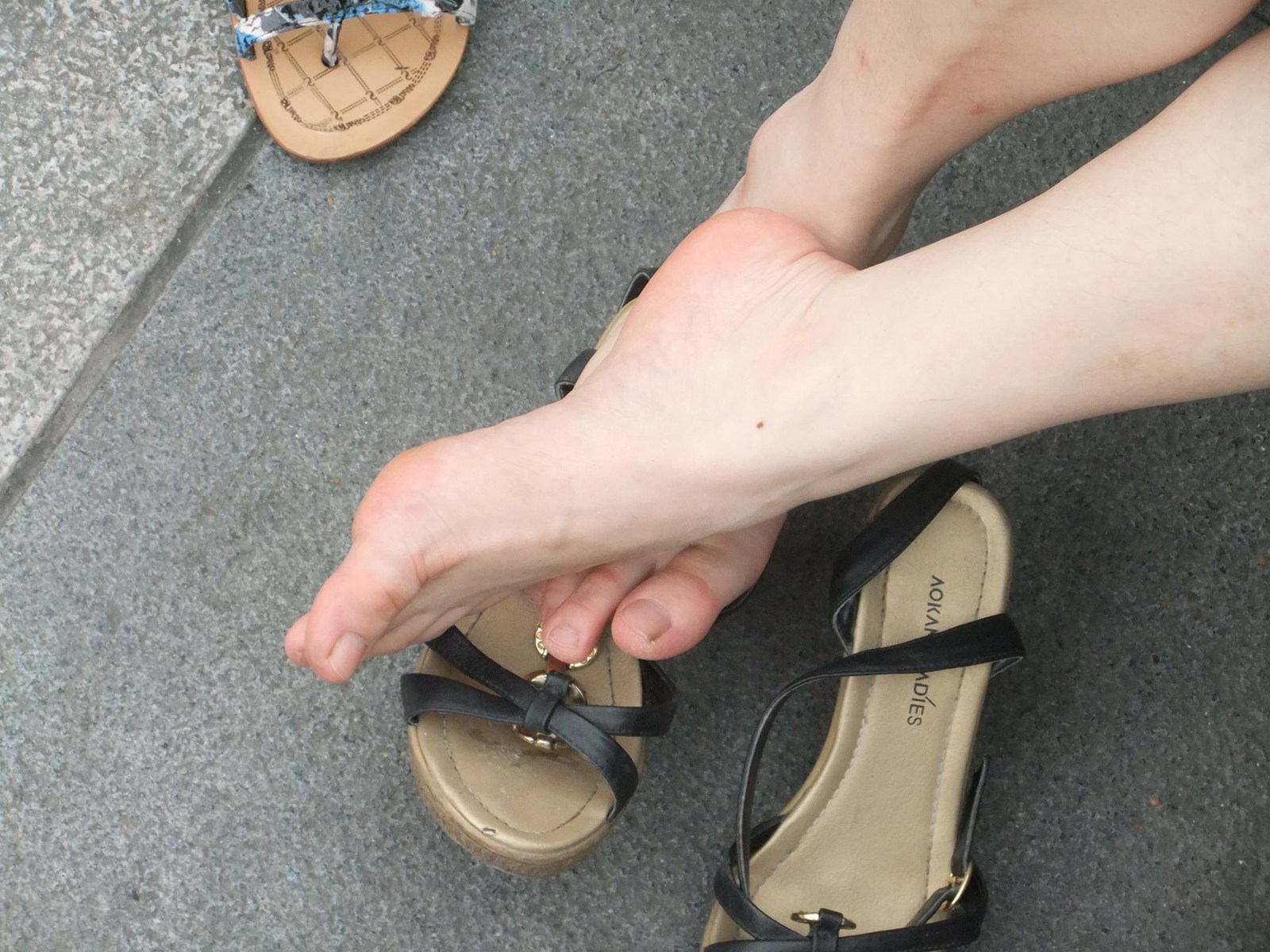 图片[40]-自由摄影 No.231 两个极品MM的裸足 [57P] – 速更版-美库