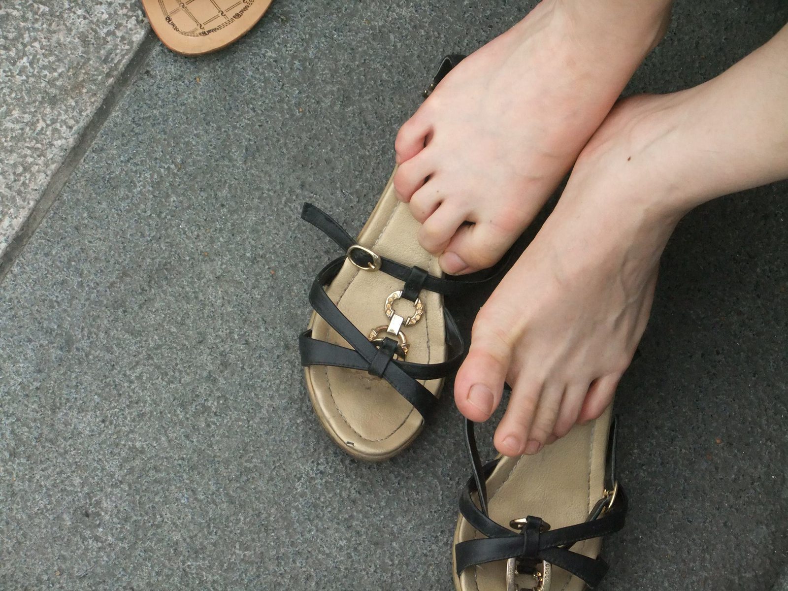 图片[42]-自由摄影 No.231 两个极品MM的裸足 [57P] – 速更版-美库