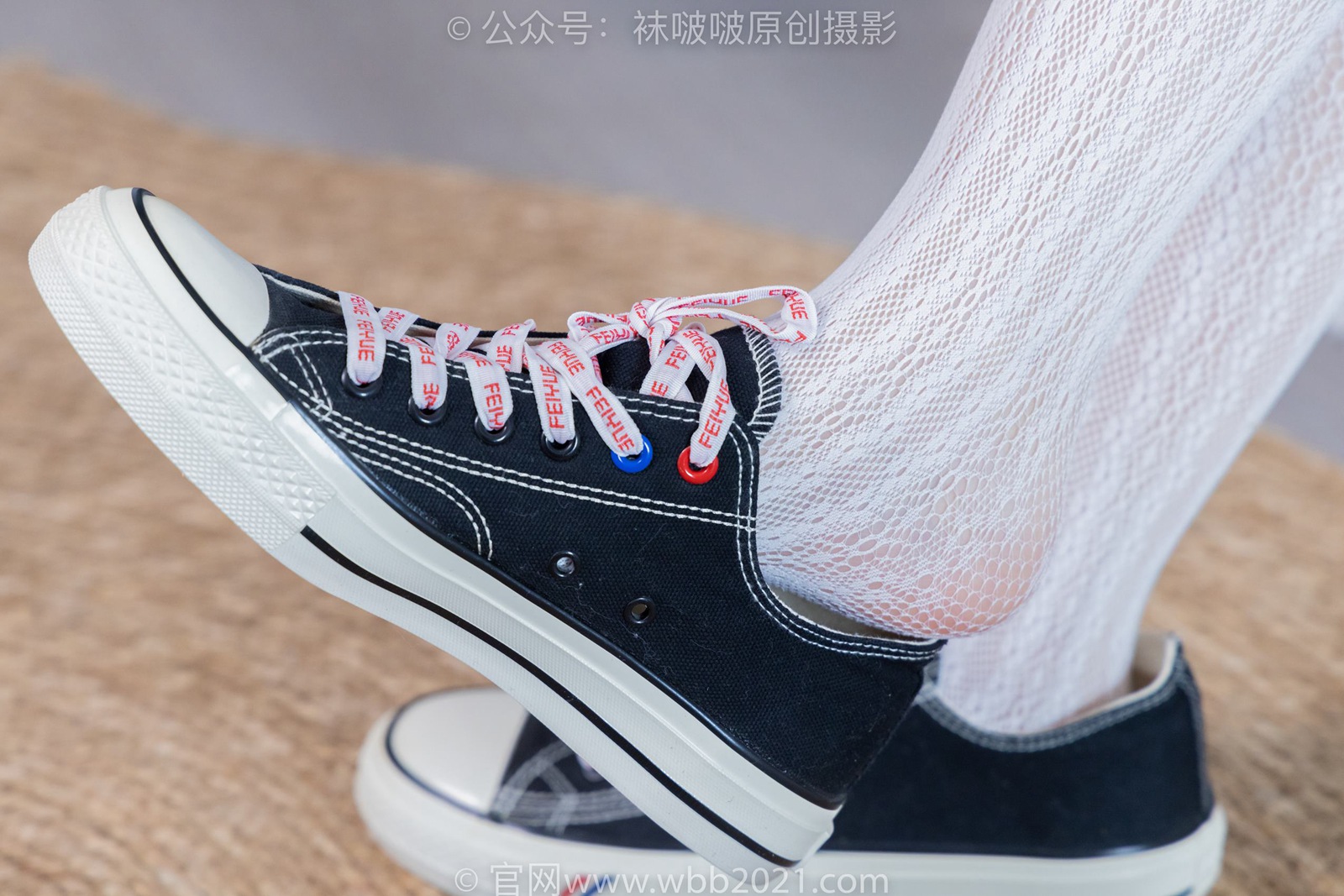 图片[51]-[BoBoSocks袜啵啵]NO.372 甜甜圈-板鞋、白色蕾丝袜、可拆卸牛仔裤、裤里丝[140P] – 速更版-美库