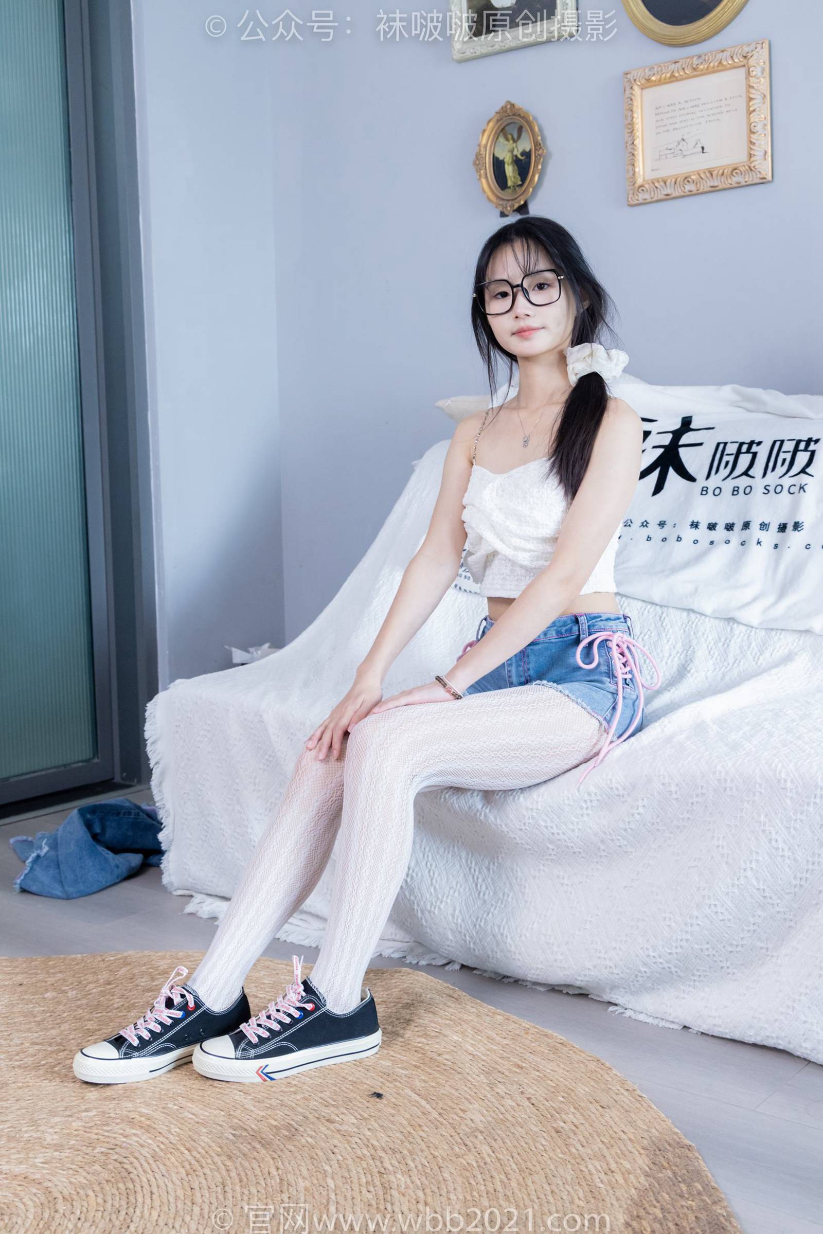 图片[53]-[BoBoSocks袜啵啵]NO.372 甜甜圈-板鞋、白色蕾丝袜、可拆卸牛仔裤、裤里丝[140P] – 速更版-美库