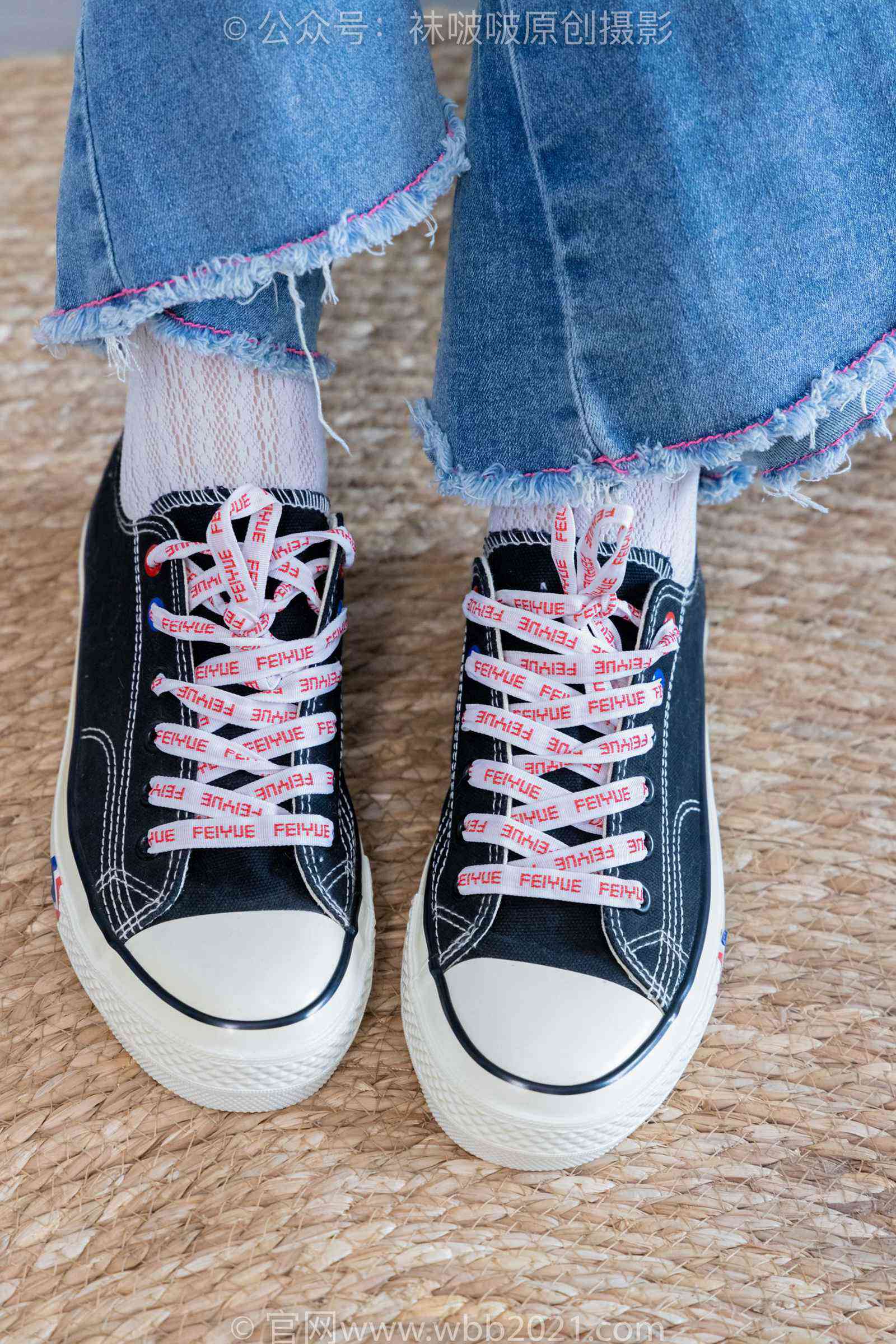 图片[74]-[BoBoSocks袜啵啵]NO.372 甜甜圈-板鞋、白色蕾丝袜、可拆卸牛仔裤、裤里丝[140P] – 速更版-美库