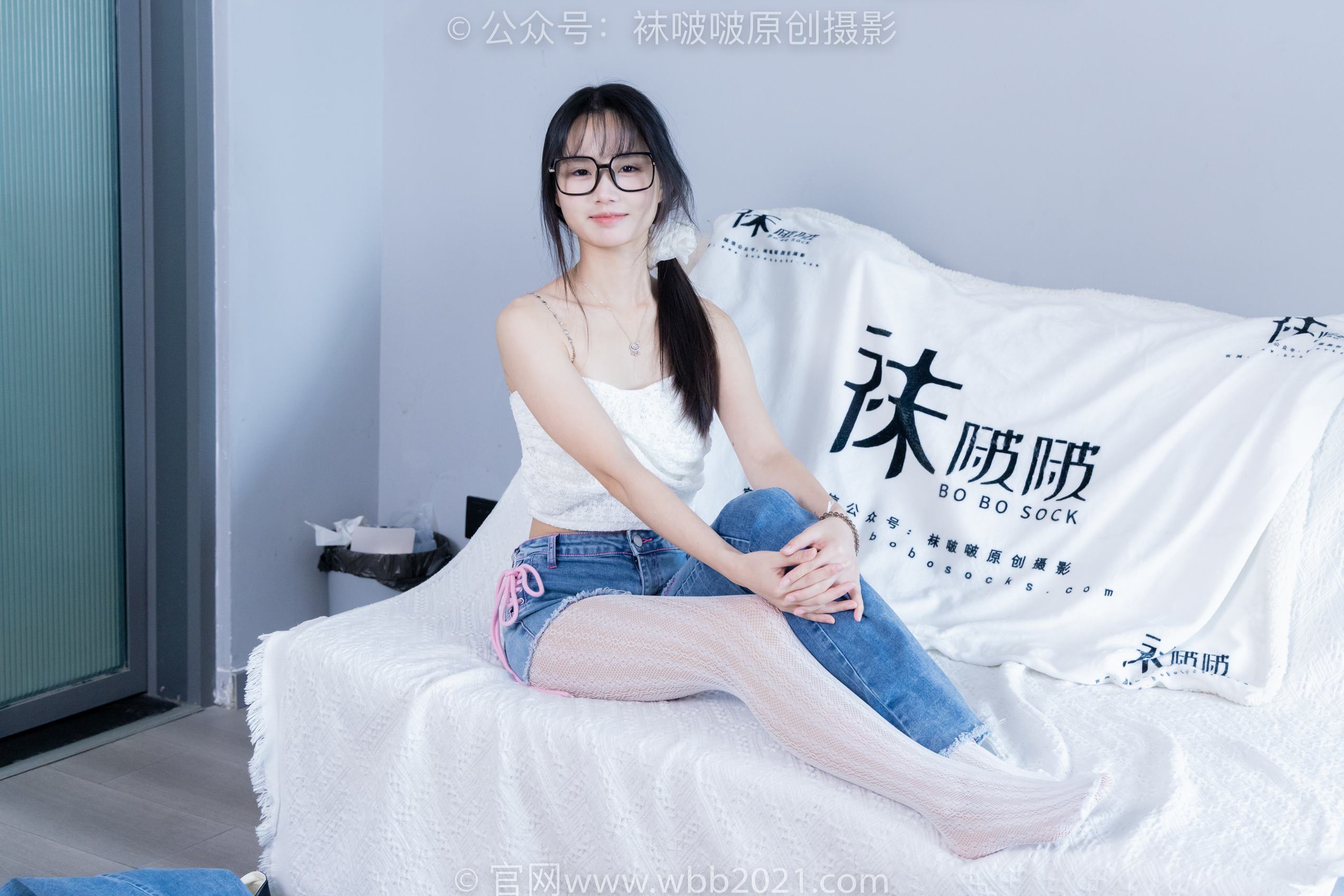 图片[124]-[BoBoSocks袜啵啵]NO.372 甜甜圈-板鞋、白色蕾丝袜、可拆卸牛仔裤、裤里丝[140P] – 速更版-美库