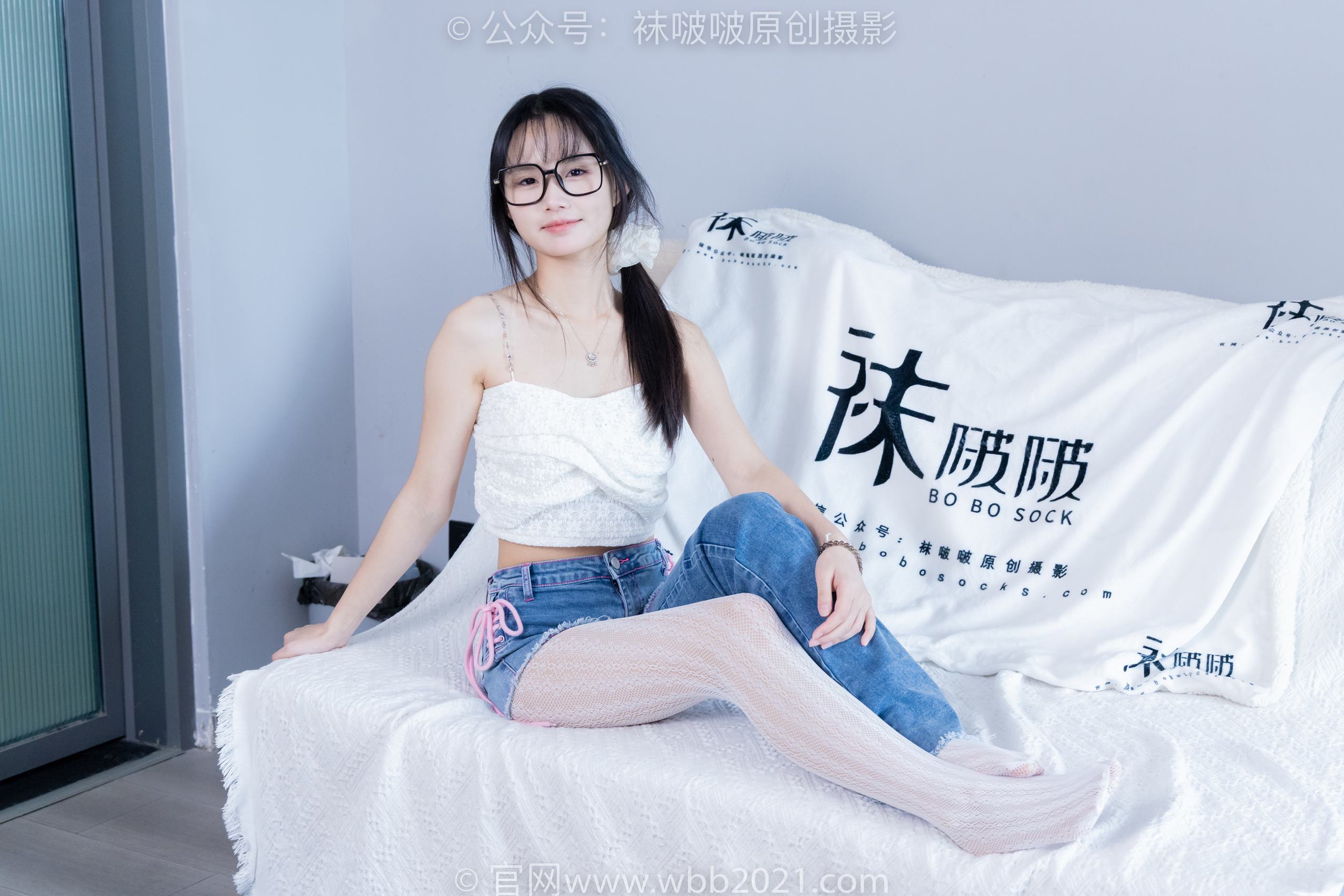 图片[125]-[BoBoSocks袜啵啵]NO.372 甜甜圈-板鞋、白色蕾丝袜、可拆卸牛仔裤、裤里丝[140P] – 速更版-美库