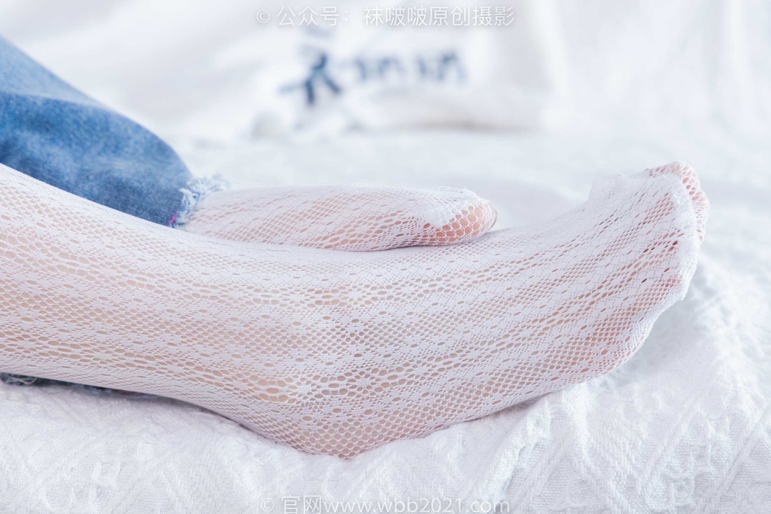 图片[129]-[BoBoSocks袜啵啵]NO.372 甜甜圈-板鞋、白色蕾丝袜、可拆卸牛仔裤、裤里丝[140P] – 速更版-美库