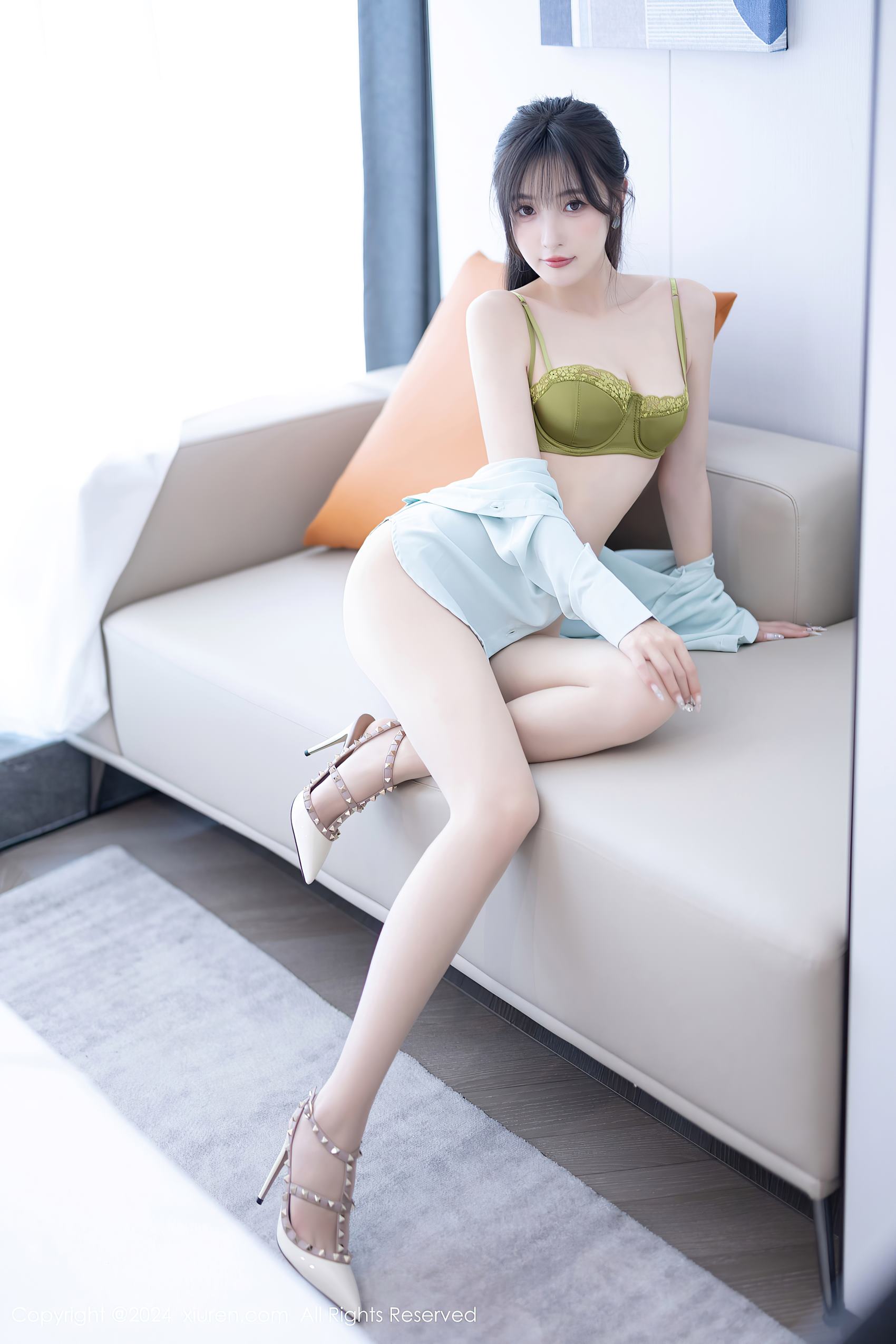 [Xiuren秀人网]2024.05.23 NO.8589 林星阑 文秘小助理 [32+1P] – 速更版-艺库