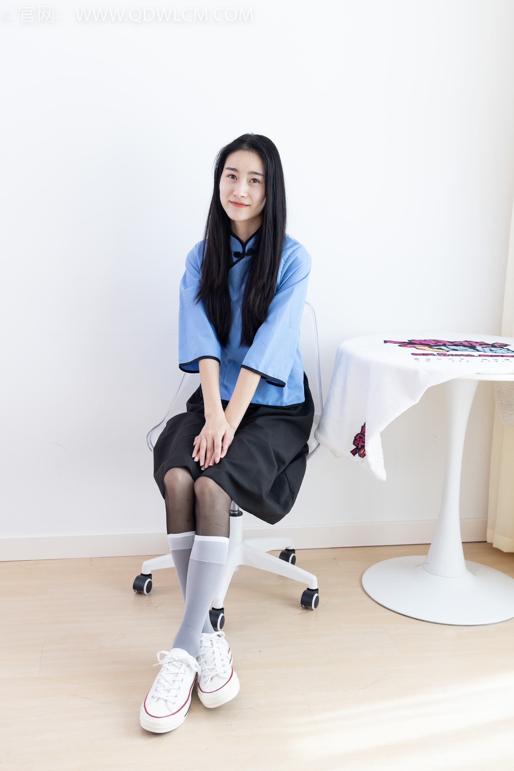 图片[11]-物恋传媒 NO.1953 果汁-虫儿飞[170P] – 速更版-美库