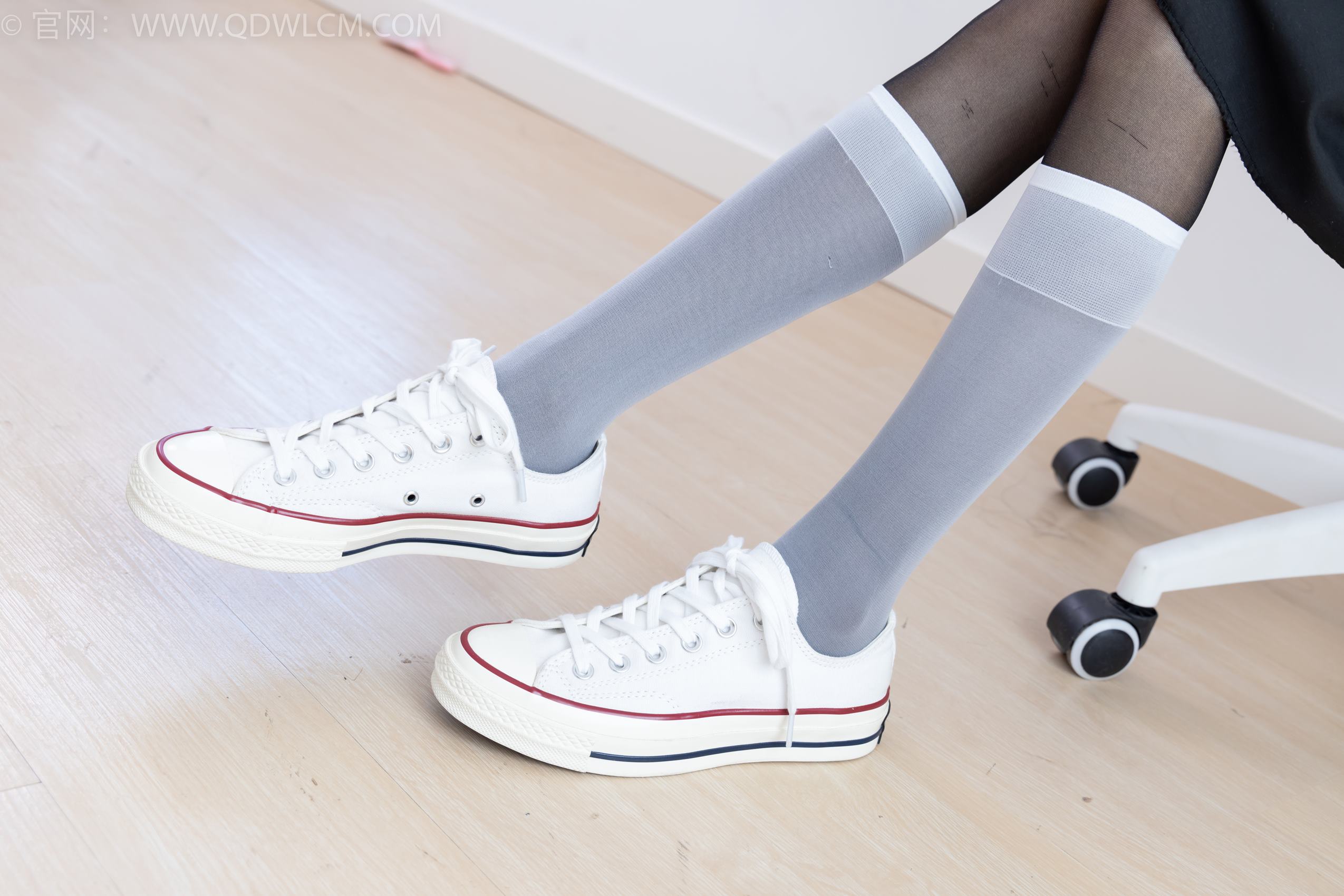 图片[16]-物恋传媒 NO.1953 果汁-虫儿飞[170P] – 速更版-美库