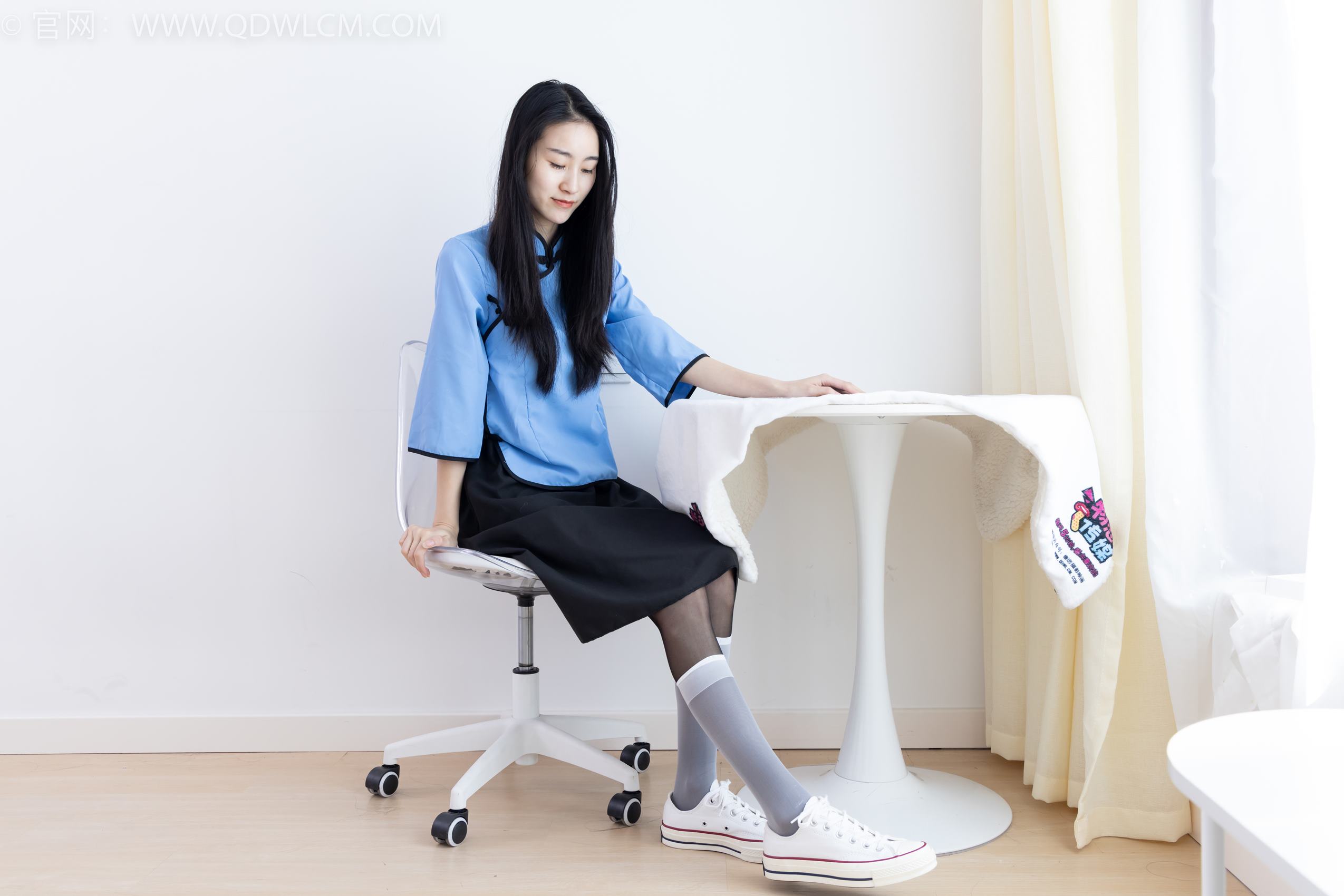 图片[19]-物恋传媒 NO.1953 果汁-虫儿飞[170P] – 速更版-美库