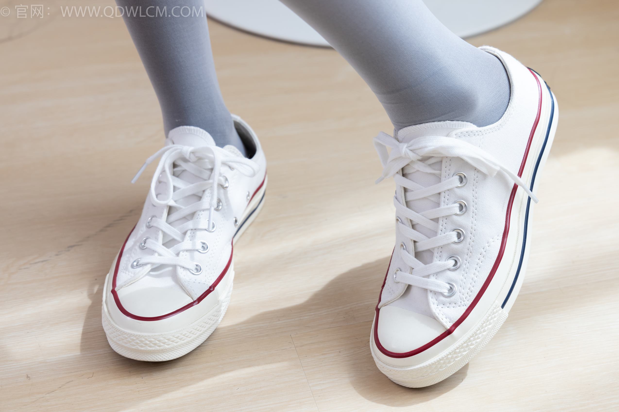 图片[33]-物恋传媒 NO.1953 果汁-虫儿飞[170P] – 速更版-美库