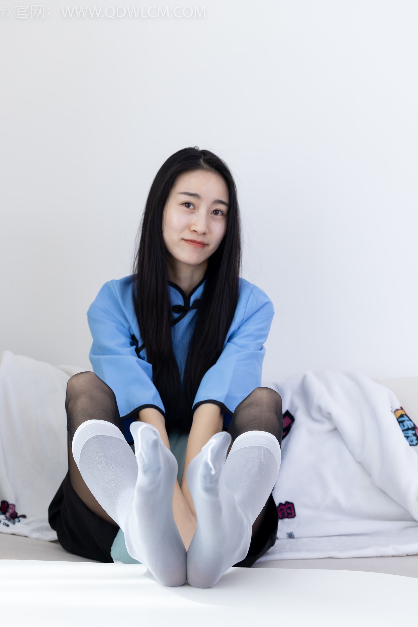 图片[51]-物恋传媒 NO.1953 果汁-虫儿飞[170P] – 速更版-美库