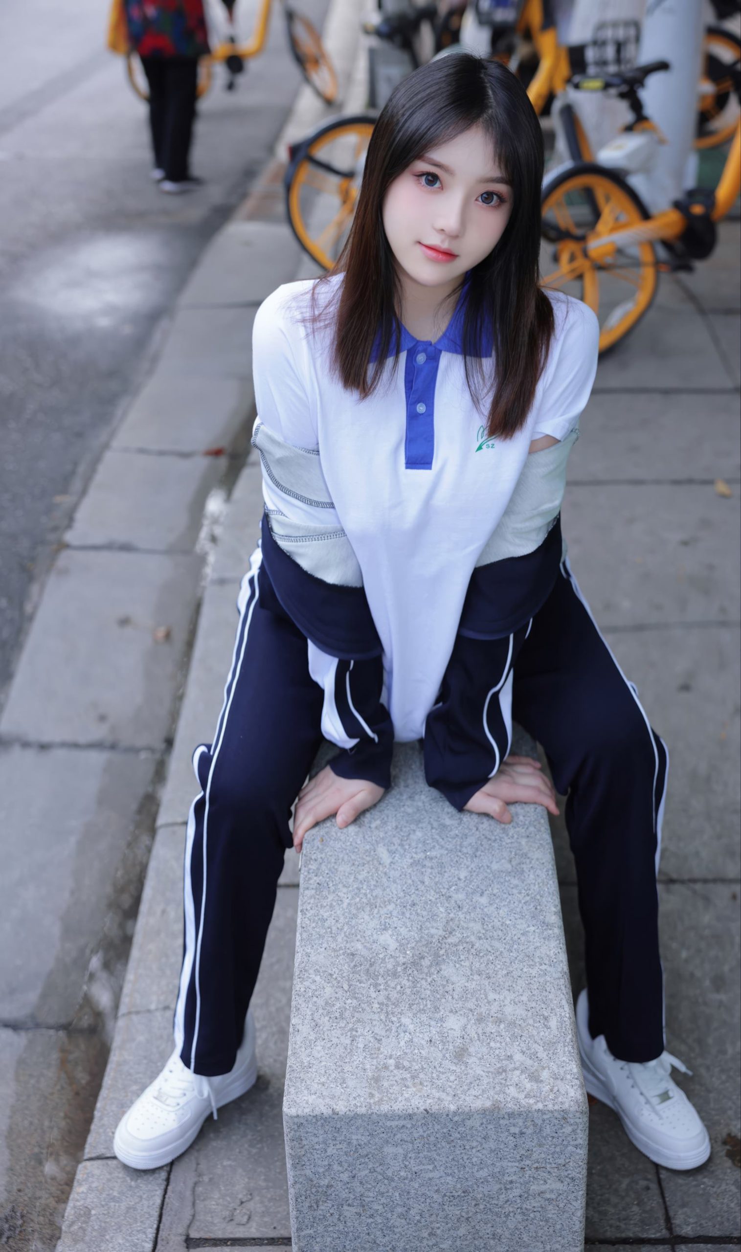 图片[16]-豆瓣酱 – 公交车写真[25P] – 速更版-美库