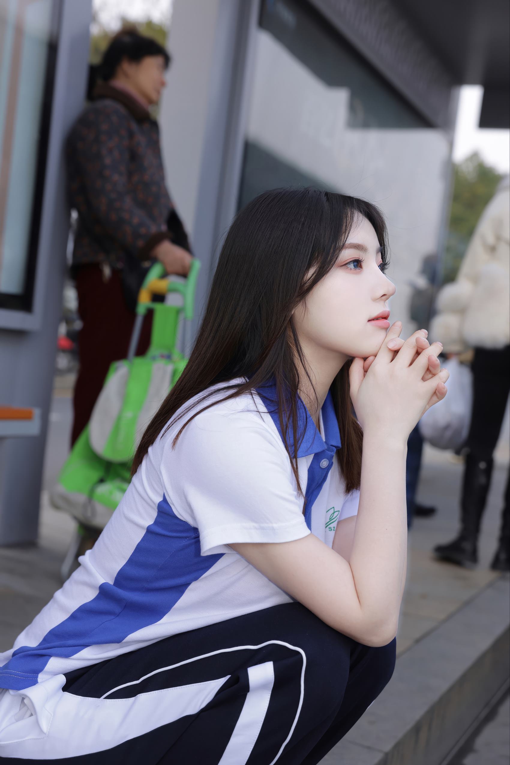 图片[21]-豆瓣酱 – 公交车写真[25P] – 速更版-美库