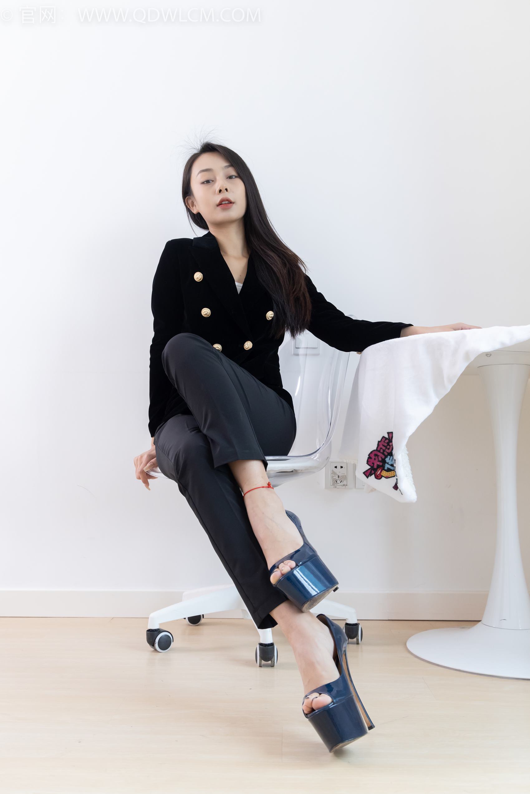 图片[15]-物恋传媒 NO.1954 岚岚-悲伤情歌[170P] – 速更版-美库