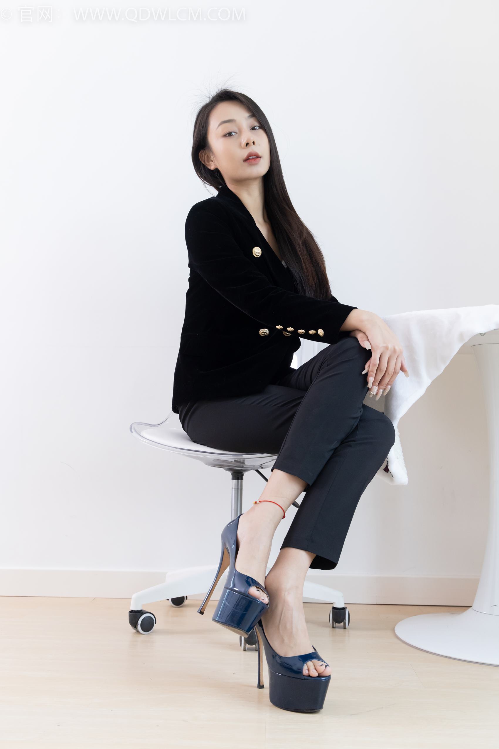 图片[19]-物恋传媒 NO.1954 岚岚-悲伤情歌[170P] – 速更版-美库